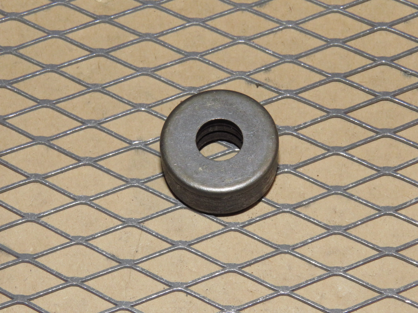 84 85 86 Nissan 300zx OEM Intake Manifold Lower Runner Mounting Washer