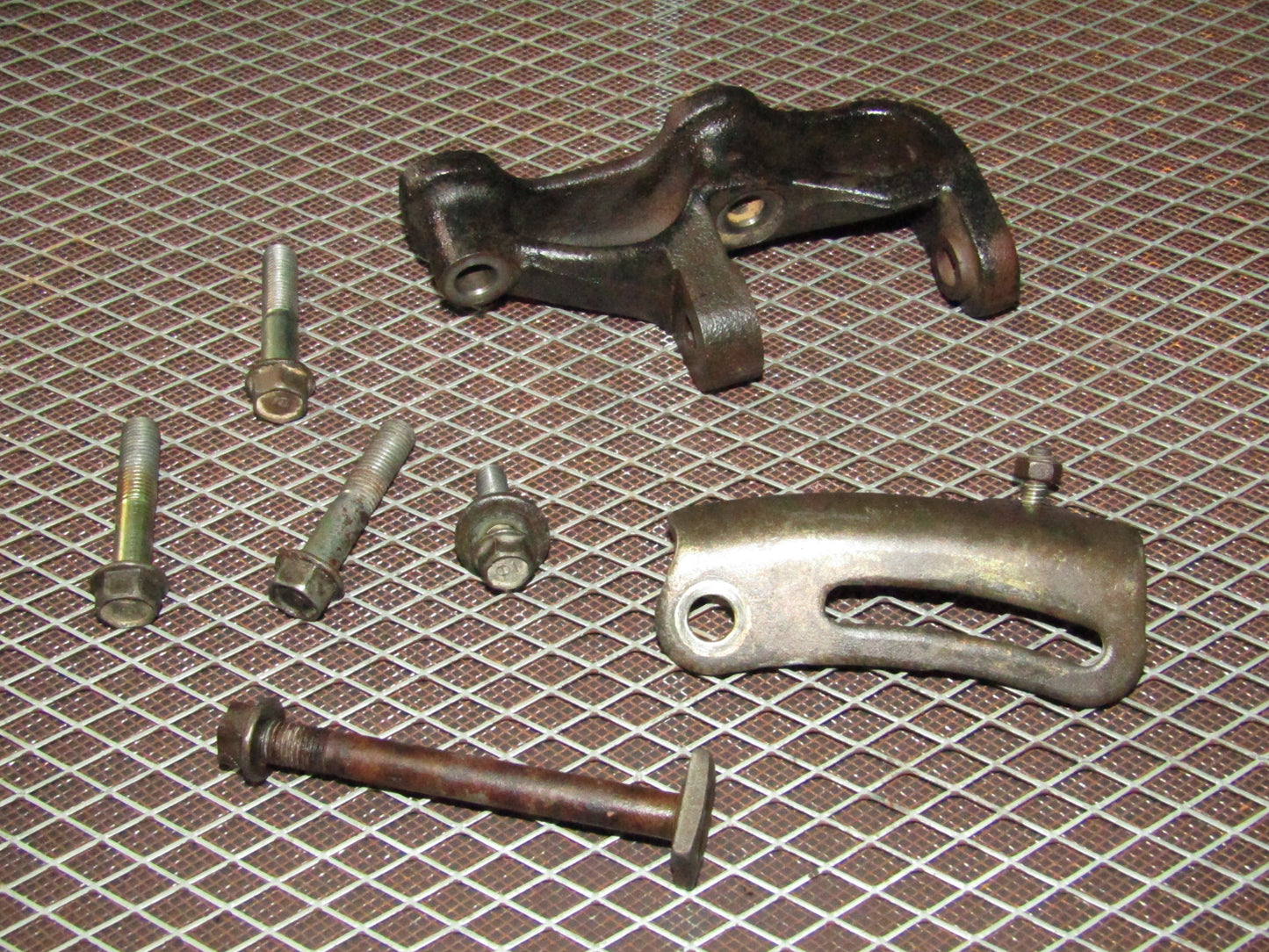 93 94 95 96 97 Honda Del Sol OEM Alternator Adjustment & Mounting Bracket - D16Z6