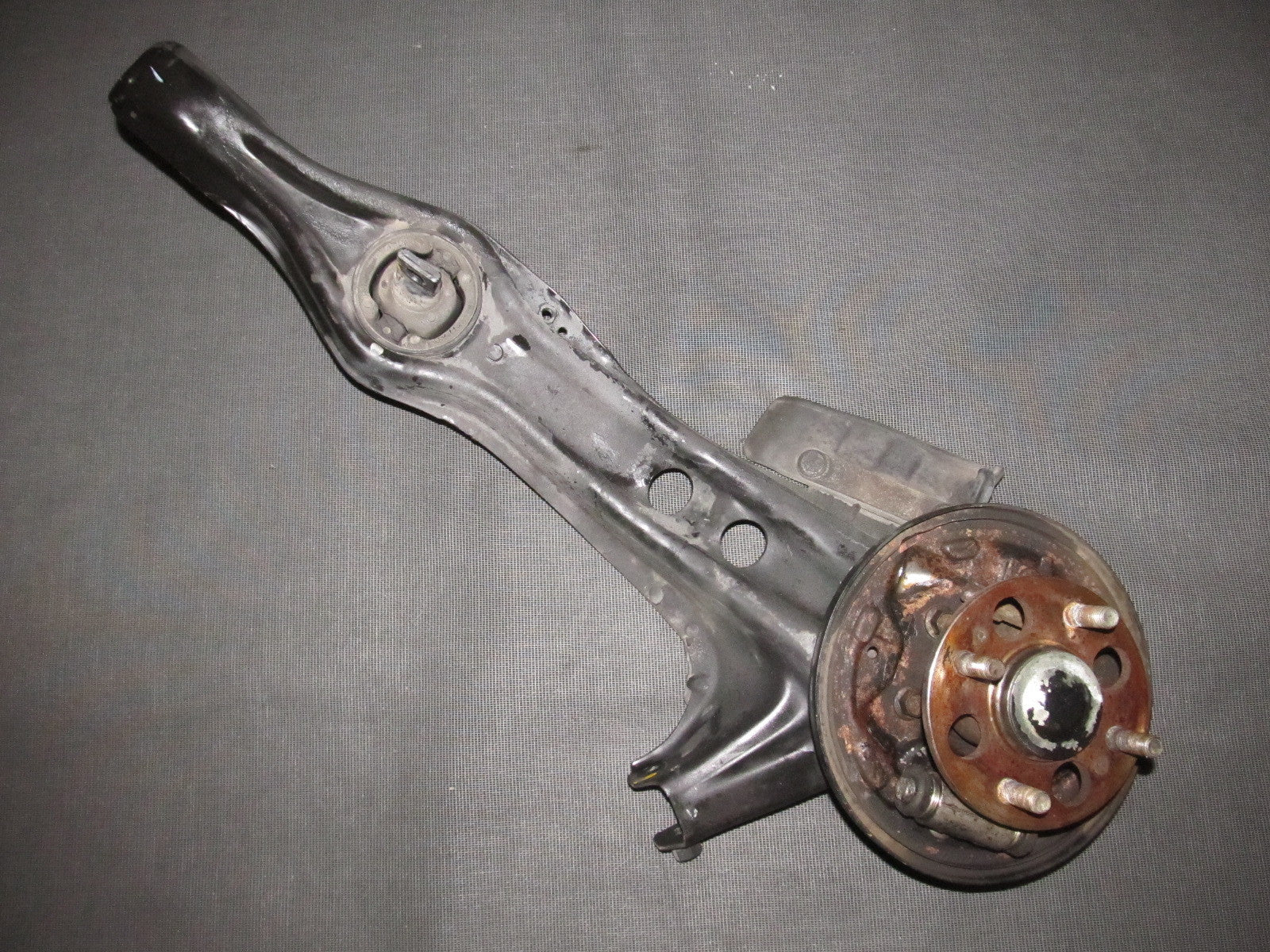 88 89 Honda CRX OEM Rear Spindle & Trailing Arm - Right