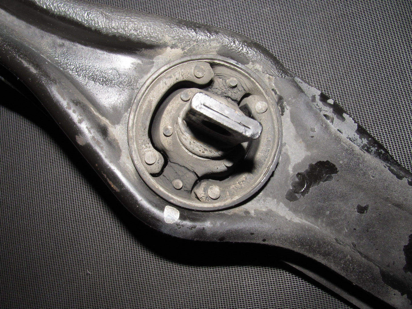 88 89 Honda CRX OEM Rear Spindle & Trailing Arm - Right