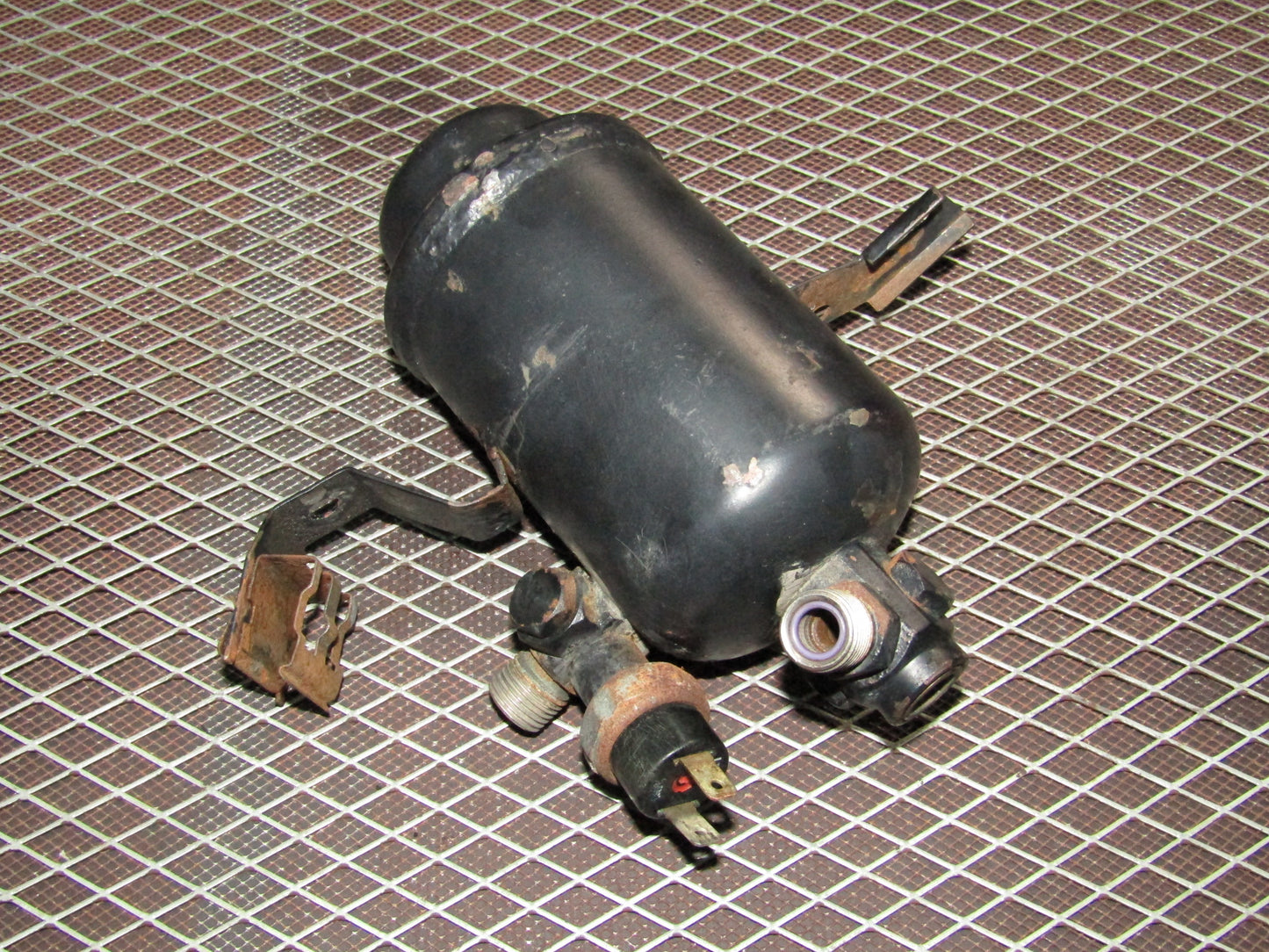 86-93 Mercedes Benz 300E 3.0L OEM A/C Drier & Pressure Sensor