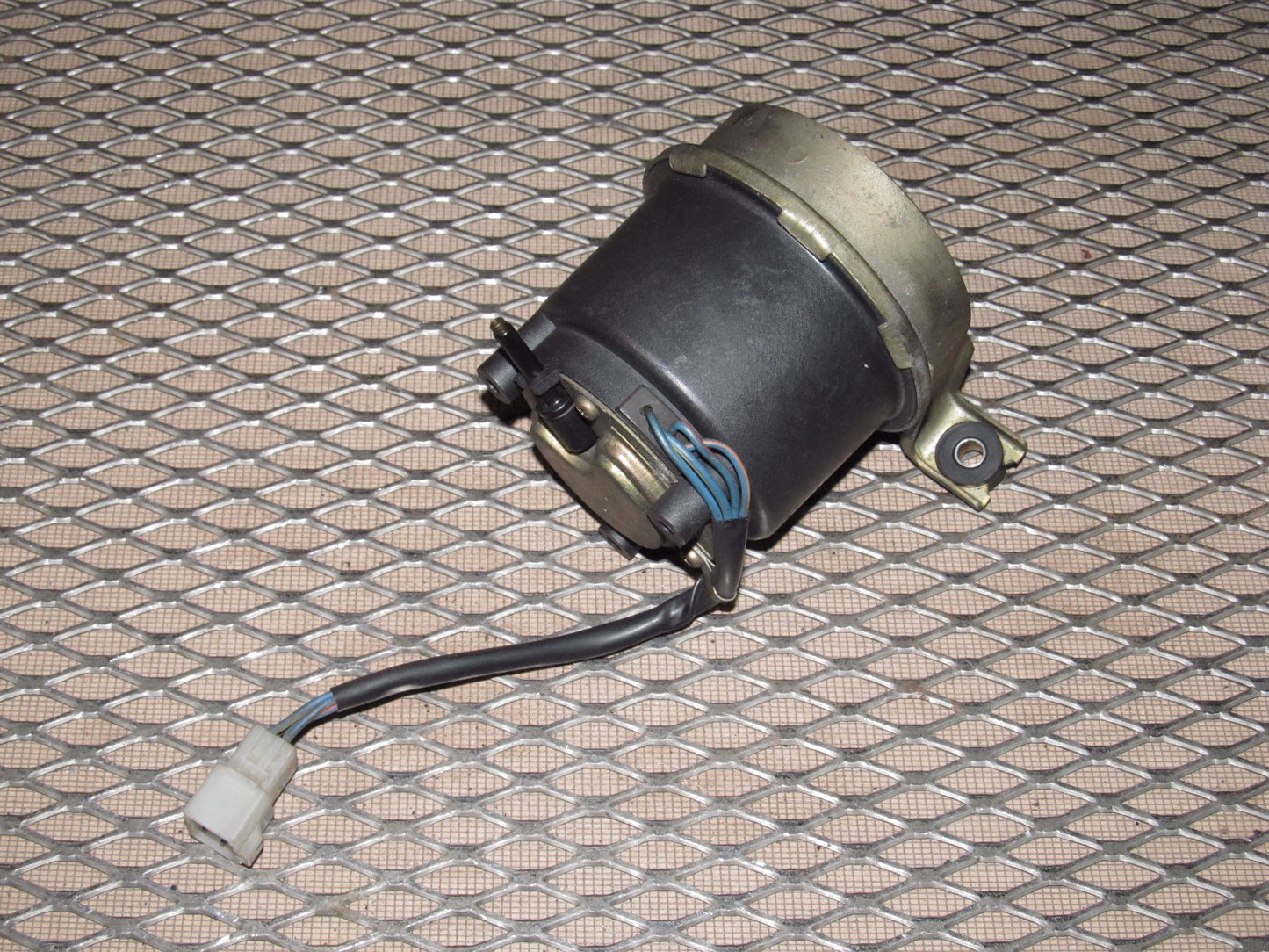 81-83 Mazda RX7 OEM Cruise Control Actuator Motor