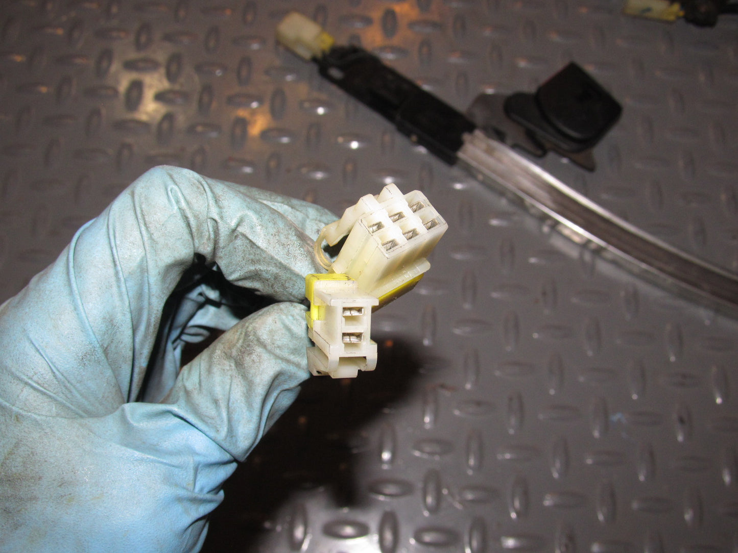 89 90 91 92 93 94 Nissan 240SX OEM Automatic Seat Belt Pigtail Harness - Right