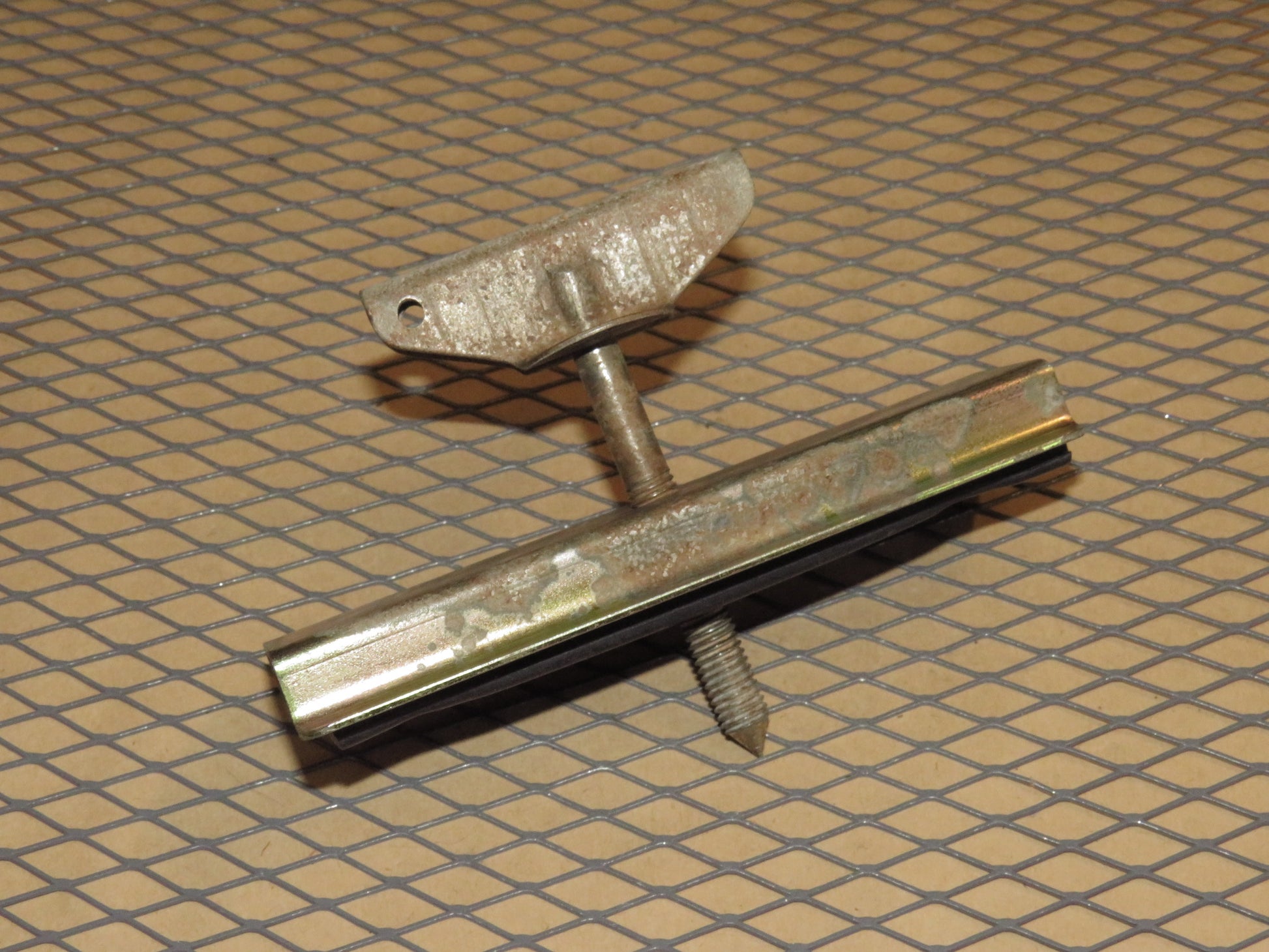 84 85 86 Nissan 300zx OEM Spare Tire Wheel Lock Down Tie