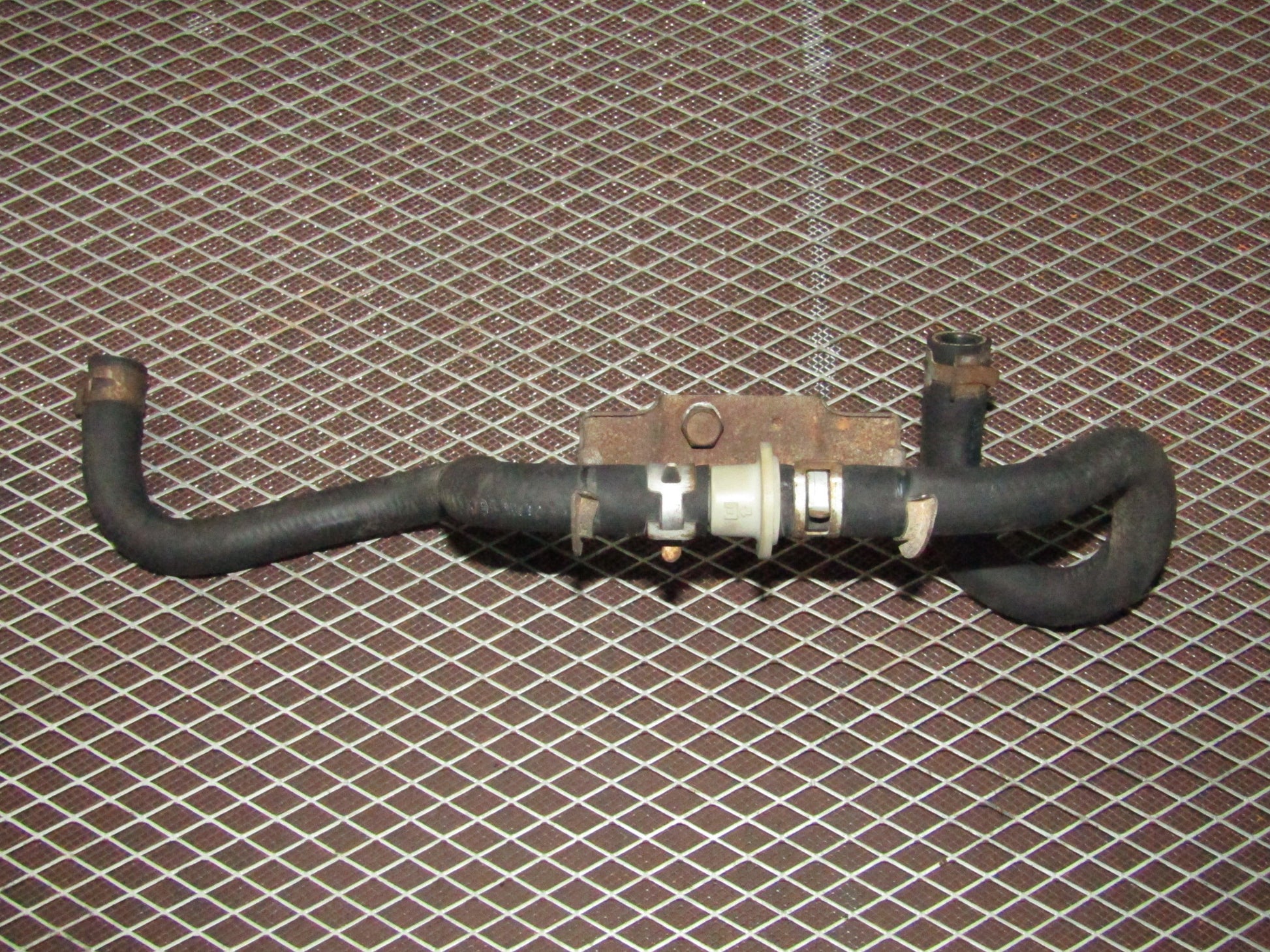 93 94 95 96 97 Honda Del Sol OEM Brake Booster Check Valve & Hose - D16Z6