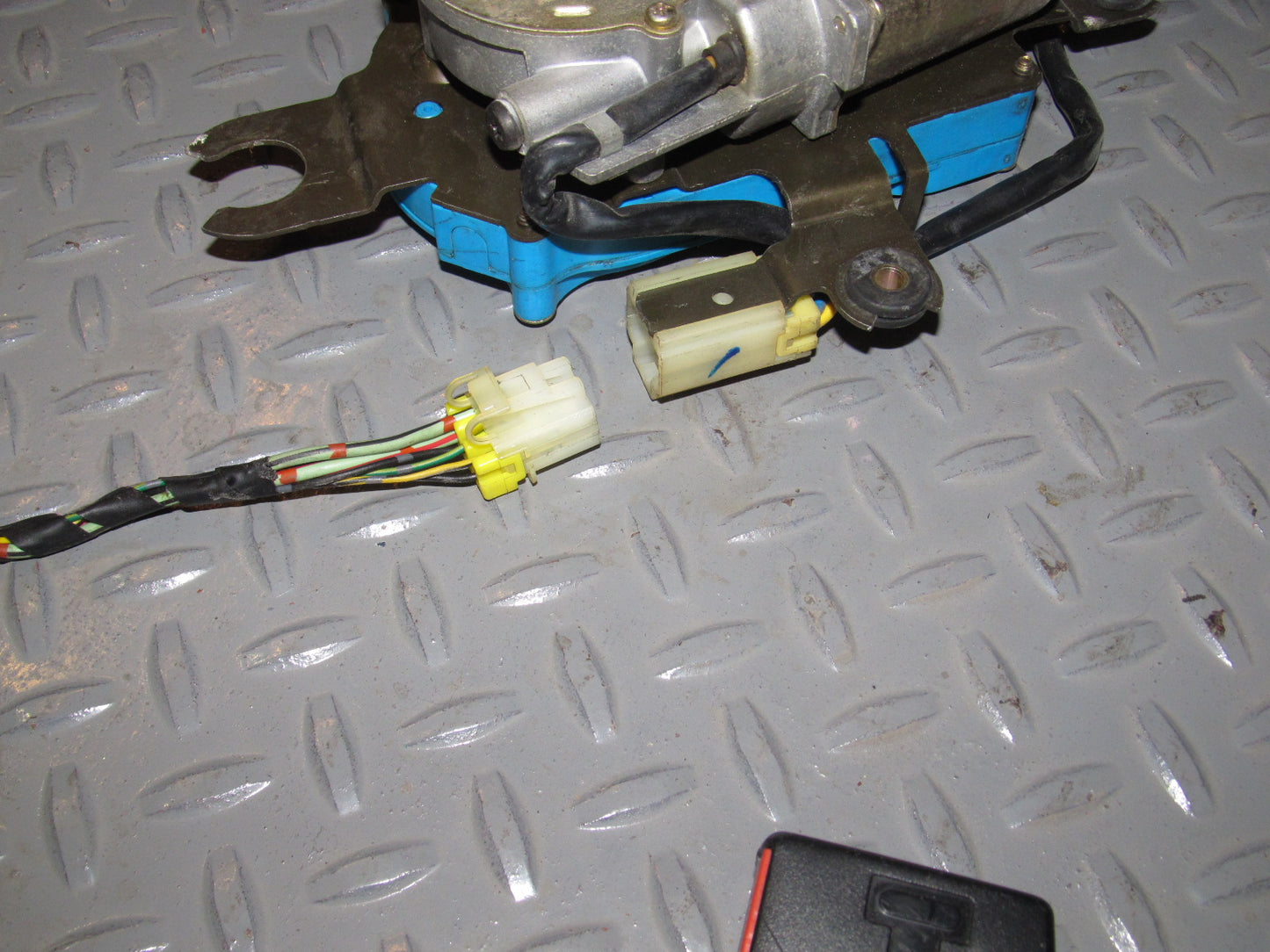 89 90 91 92 93 94 Nissan 240SX OEM Automatic Seat Belt Pigtail Harness - Right