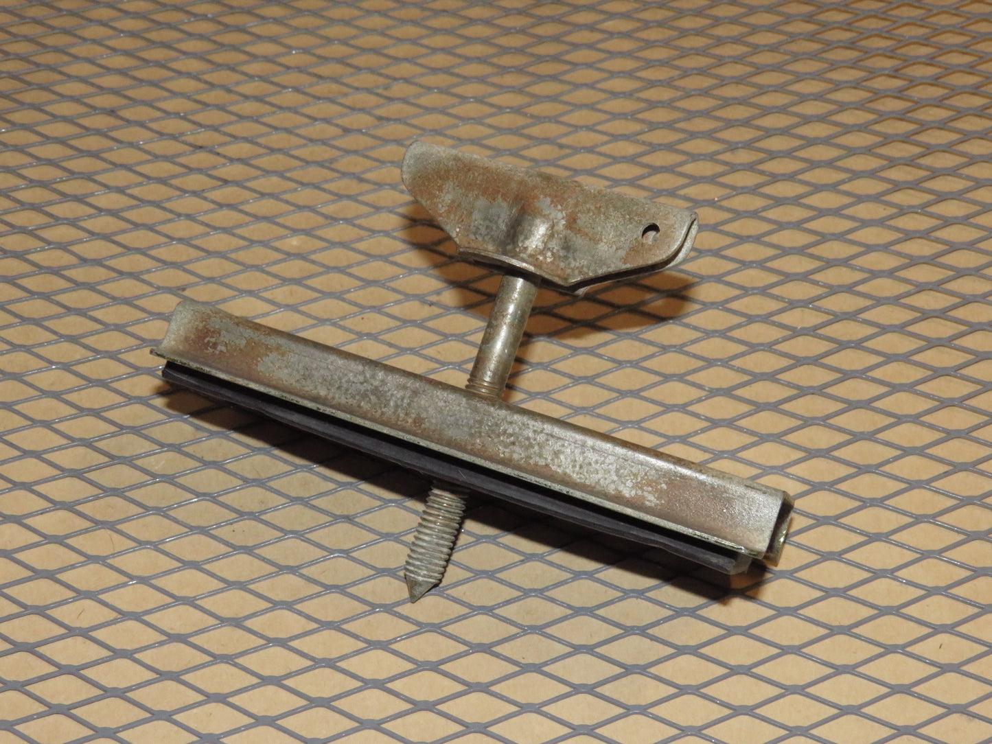 84 85 86 Nissan 300zx OEM Spare Tire Wheel Lock Down Tie