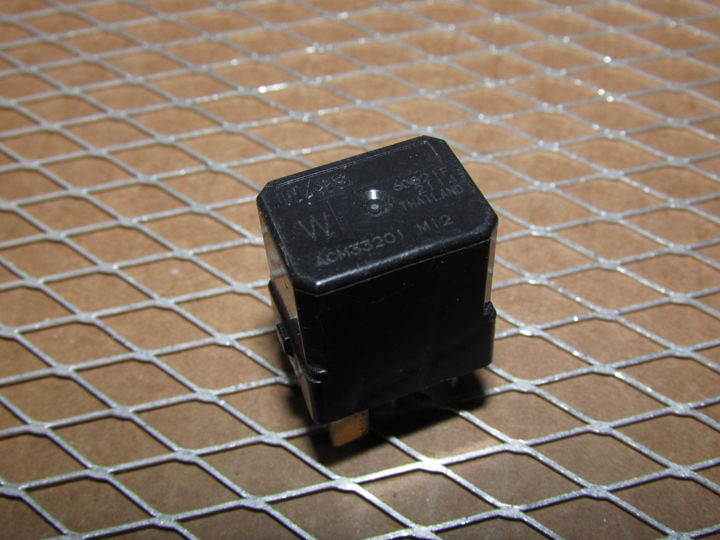 Nissan & Infiniti Relay ACM33201 M12