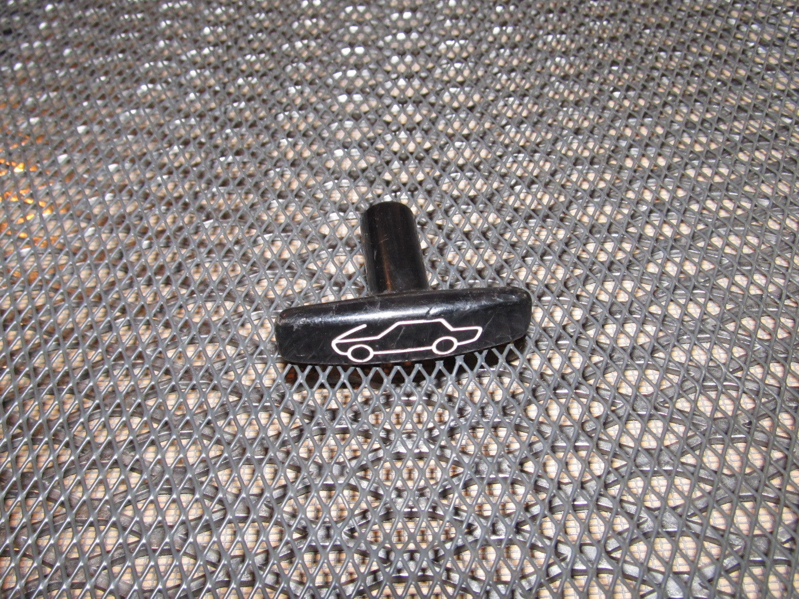 70 71 72 73 Datsun 240z OEM Hood Release Cable Cap Lever