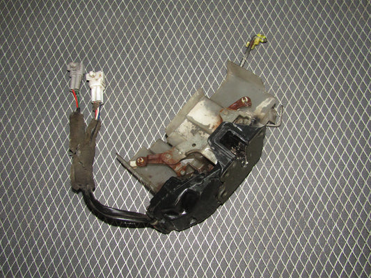 92-96 Toyota Camry Sedan OEM Front Door Latch & Actuator - Right