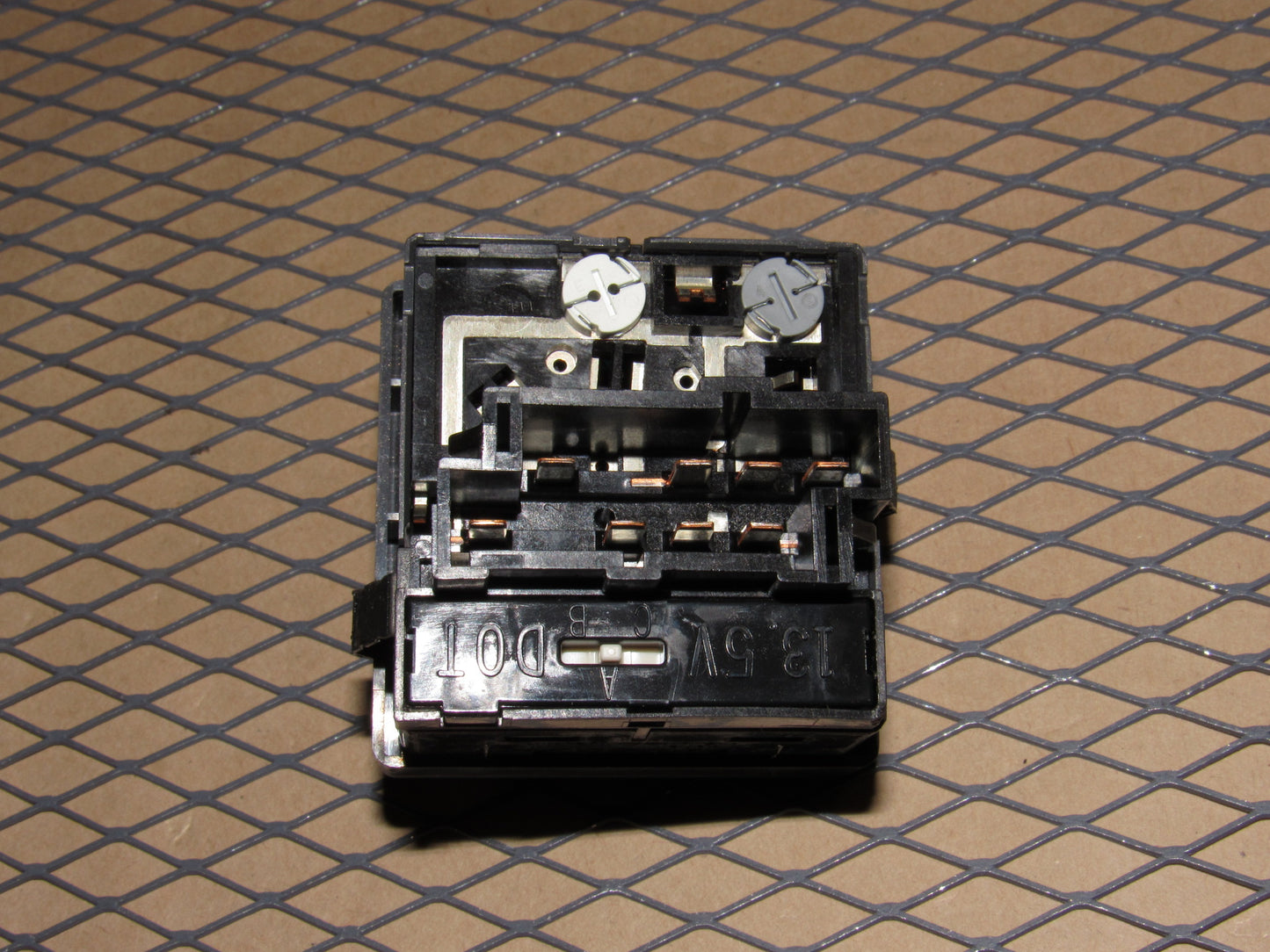 98 99 00 Volvo S70 OEM Headlight Switch