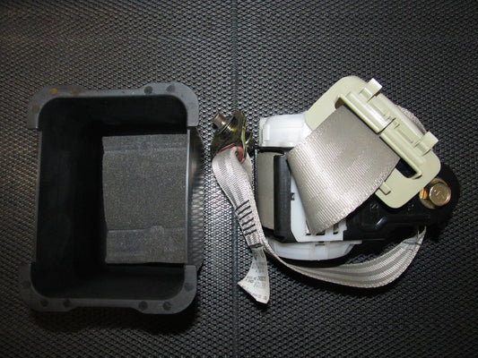 03 04 Infiniti G35 OEM Sedan Seat Belt - Rear Right