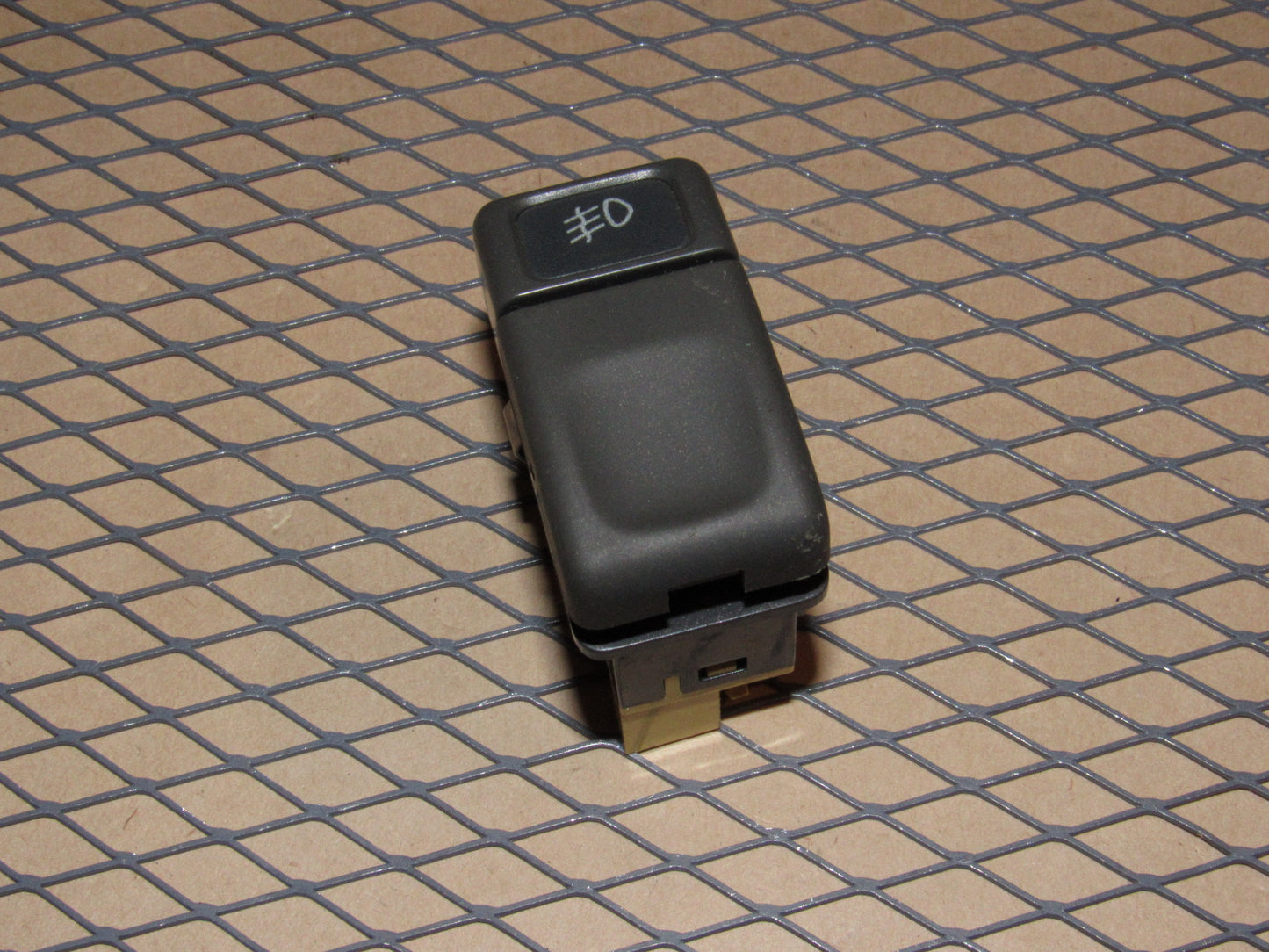 98 99 00 Volvo S70 OEM Front Fog Light Switch