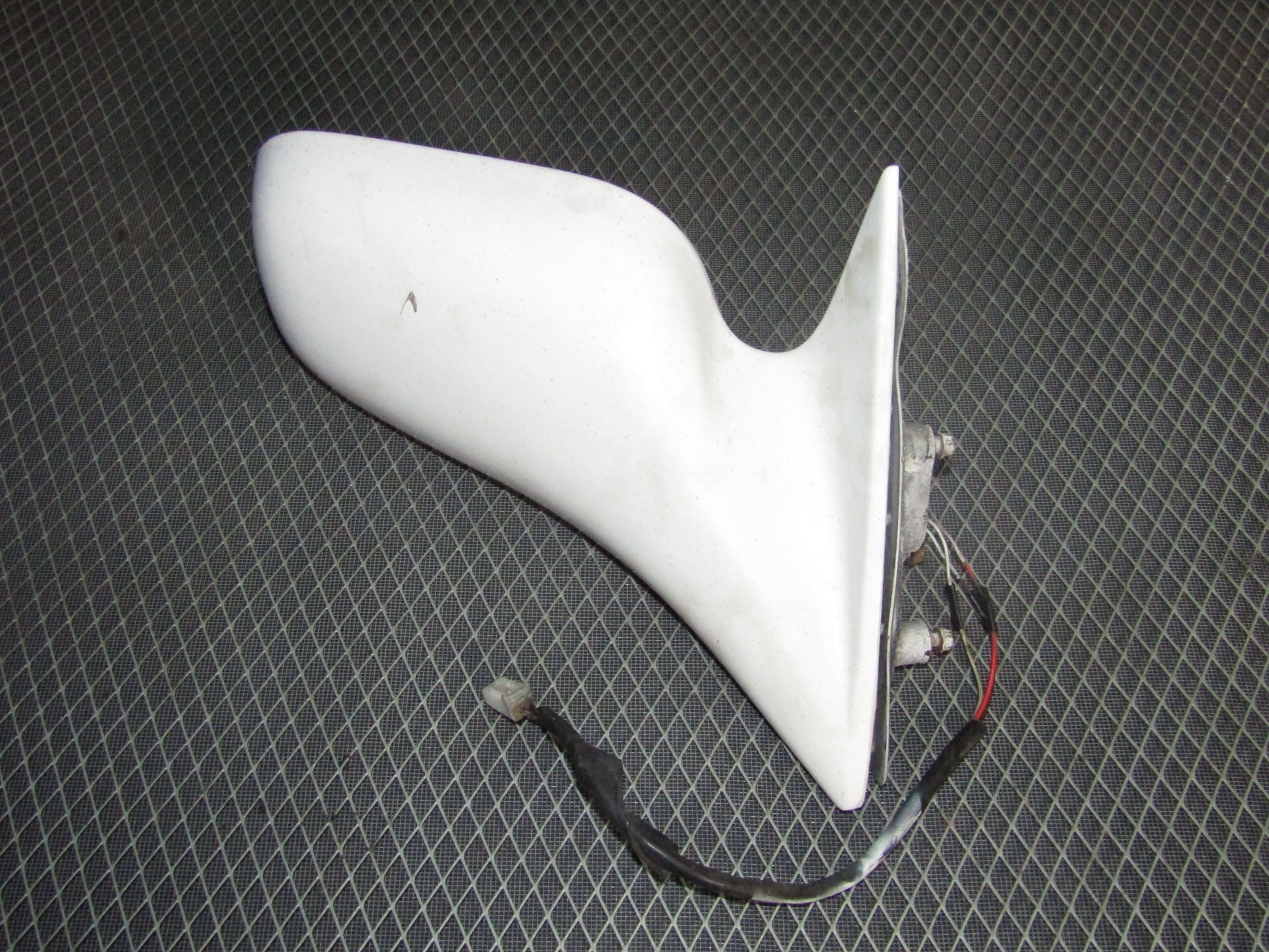 92-96 Toyota Camry OEM Exterior Side Mirror - Right