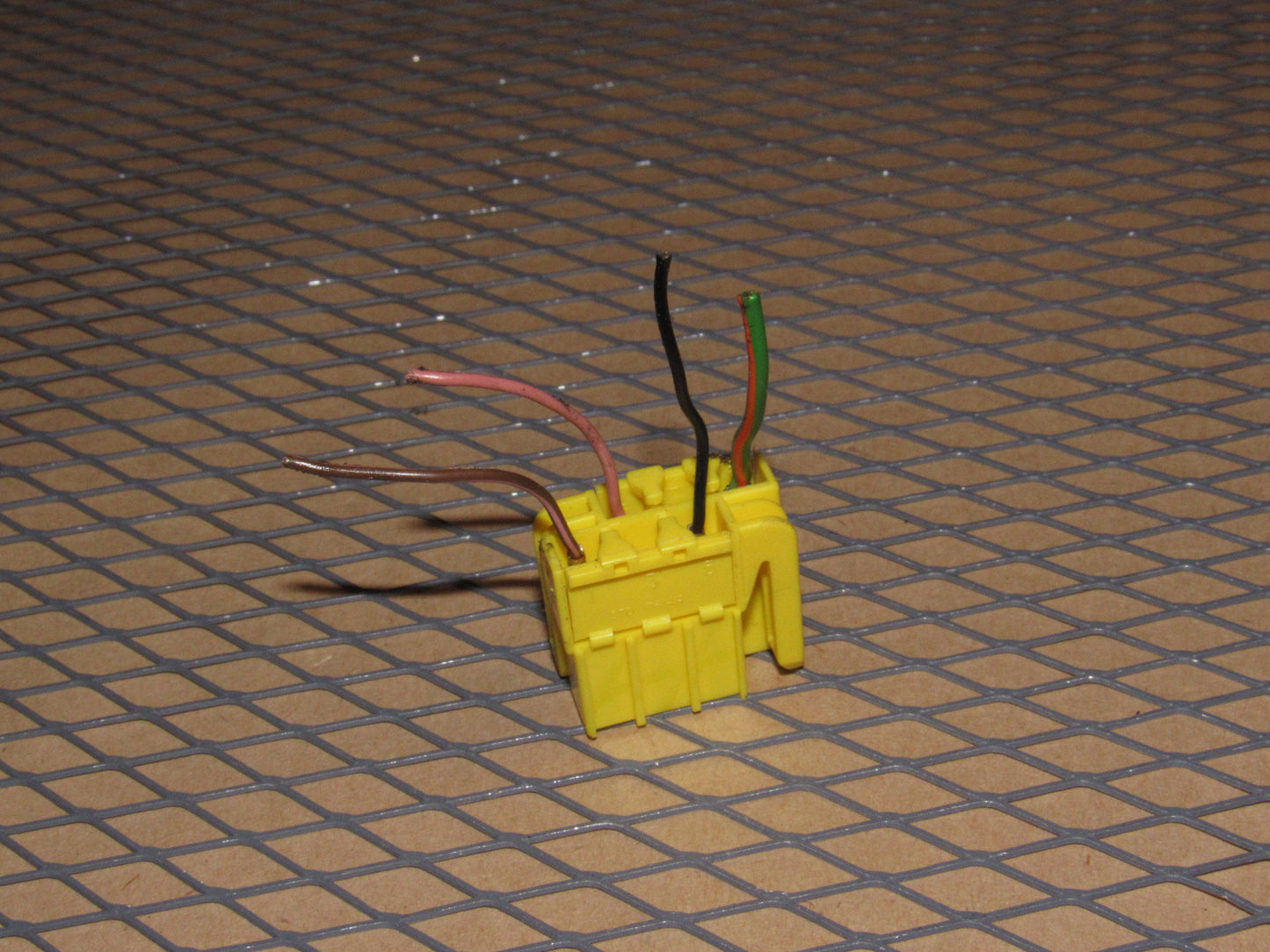 98 99 00 Volvo S70 OEM Front Fog Light Switch Pigtail Harness