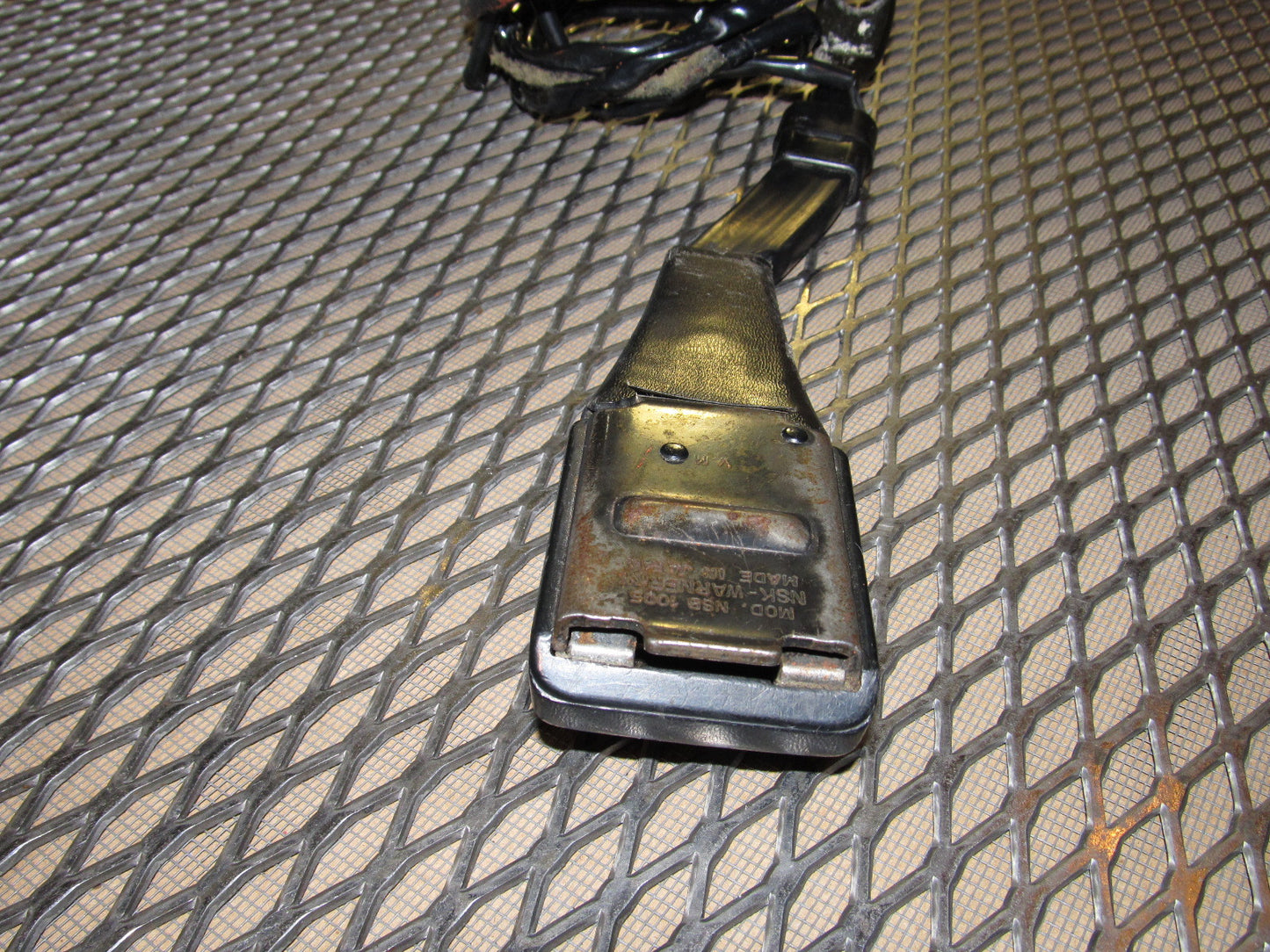 74 75 76 77 78 Datsun 260z 280z OEM Seat Belt Buckle - Left