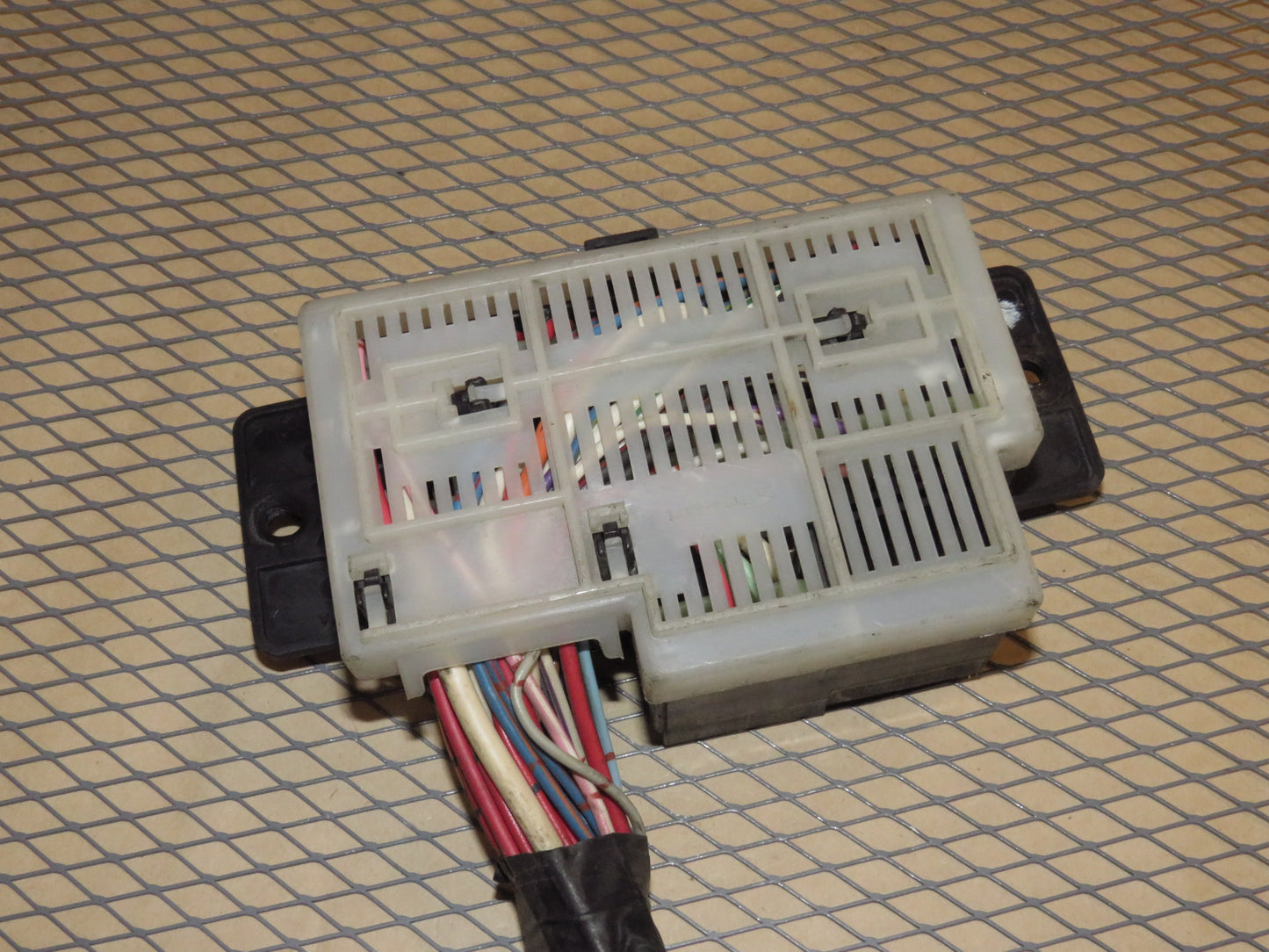 84 85 86 Nissan 300zx OEM Interior Dash Fuse Box