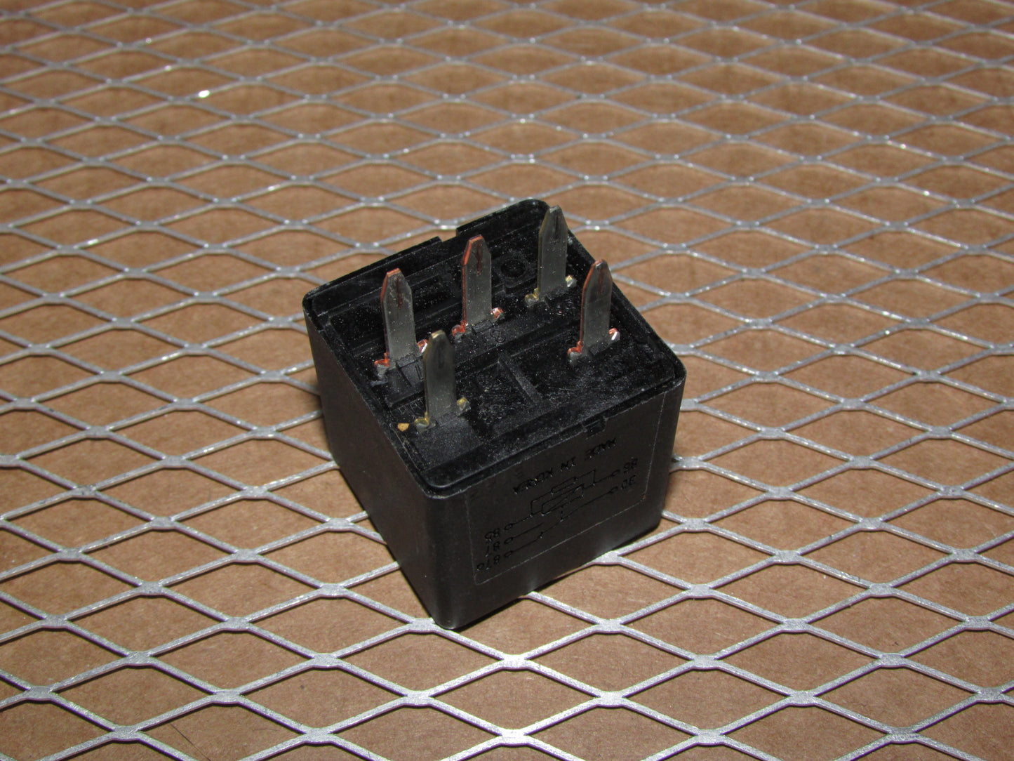 GM Relay 8865 / 15328865