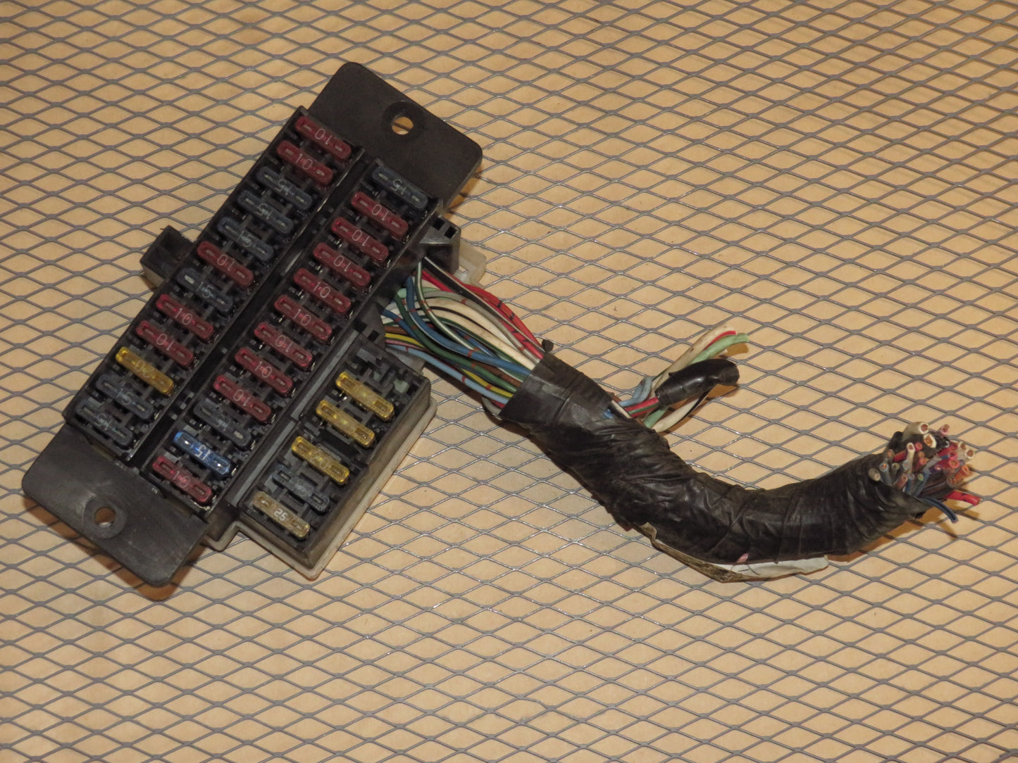 84 85 86 Nissan 300zx OEM Interior Dash Fuse Box