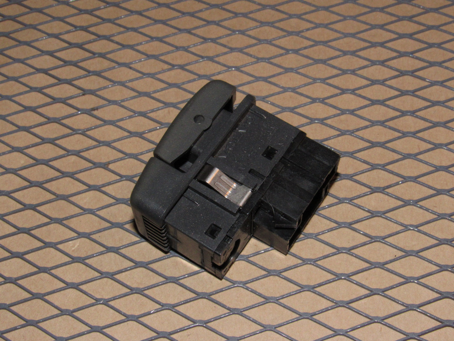 98 99 00 Volvo S70 OEM Rear Fog Light Switch