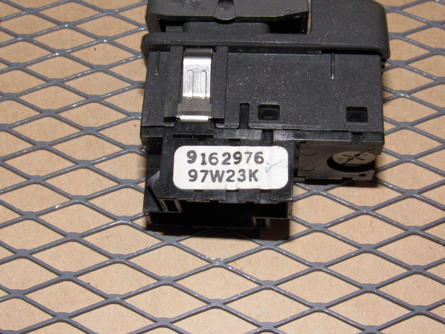 98 99 00 Volvo S70 OEM Rear Fog Light Switch
