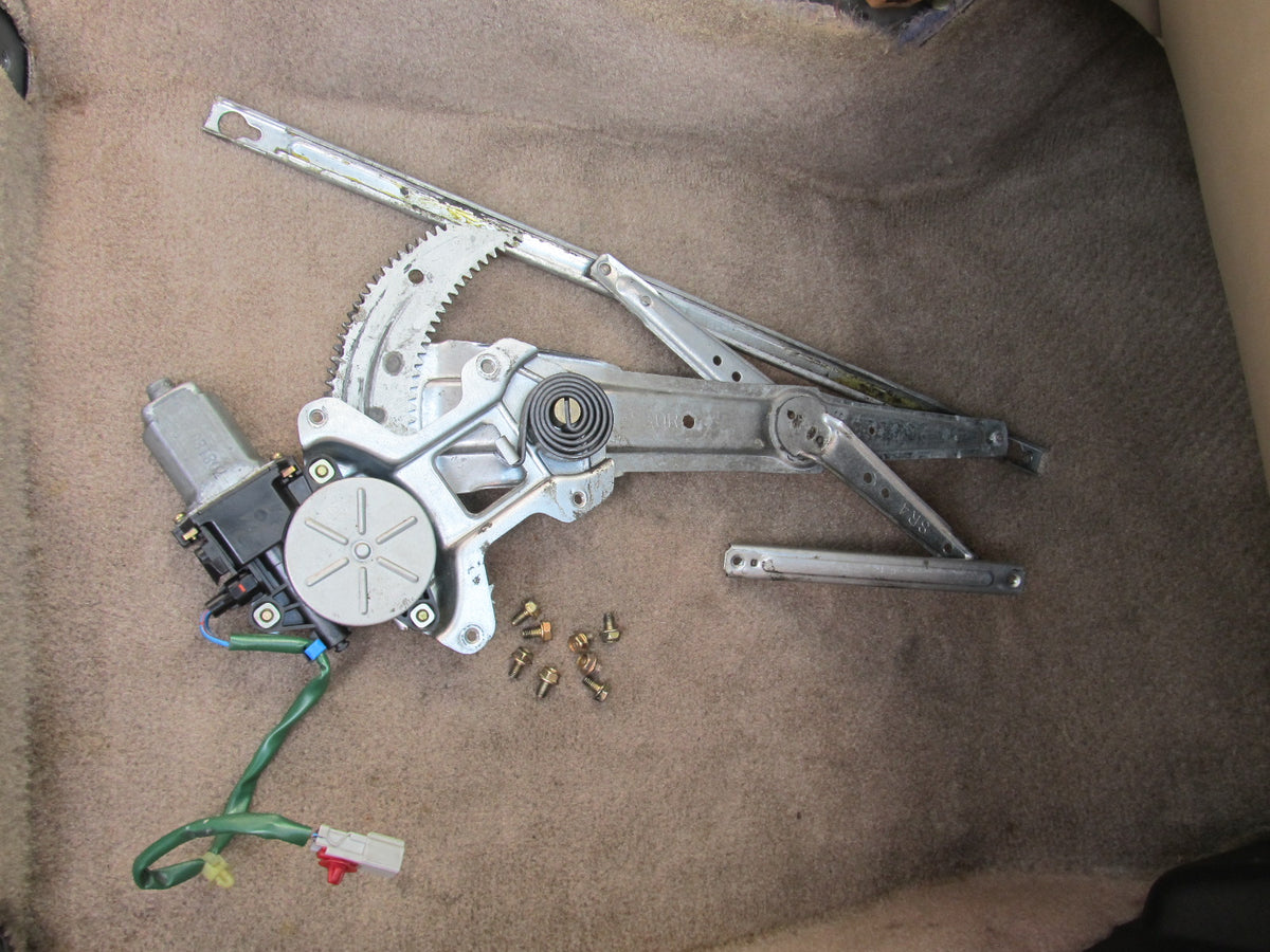 97 98 99 00 01 Honda Prelude OEM Power Window Motor & Regulator - Right