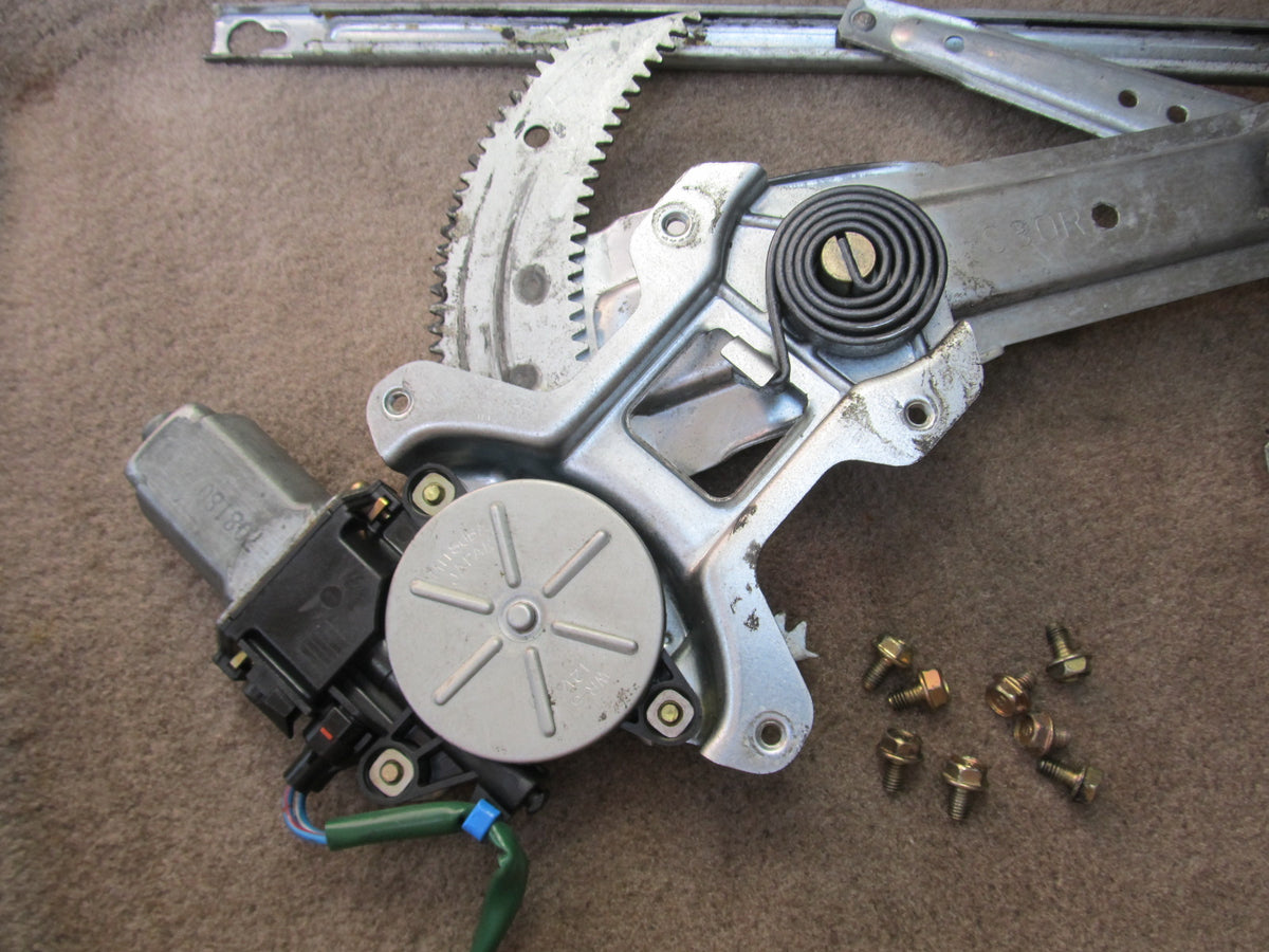 97 98 99 00 01 Honda Prelude OEM Power Window Motor & Regulator - Right