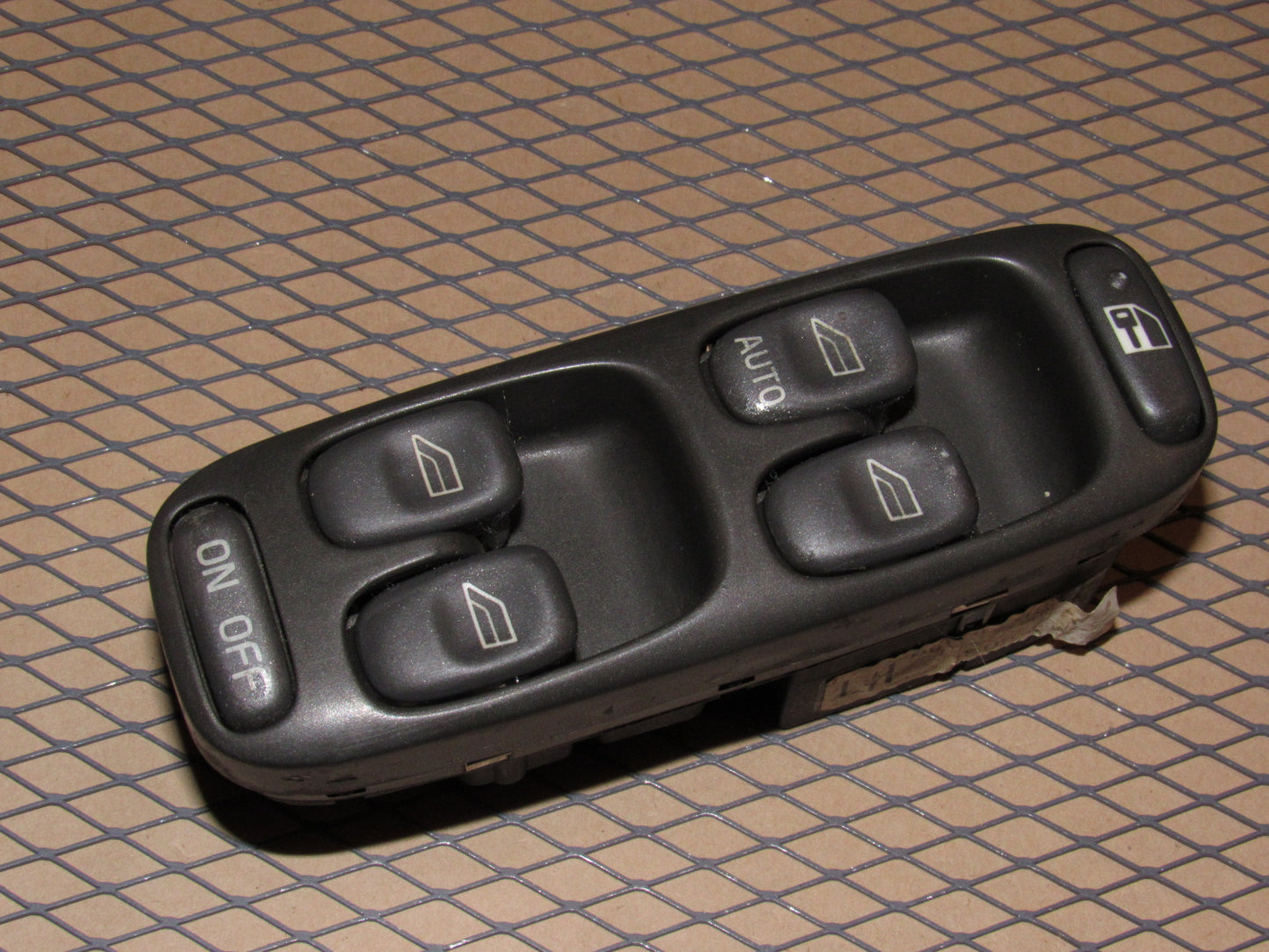 98 99 00 Volvo S70 OEM Front Master Window Switch - Left