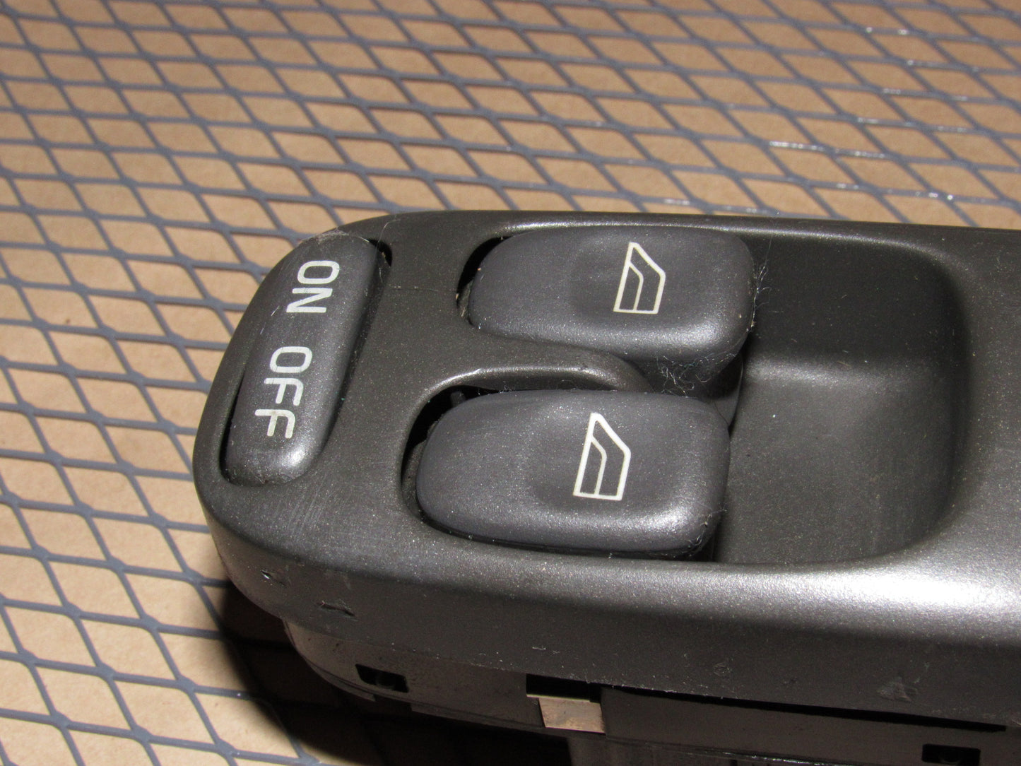 98 99 00 Volvo S70 OEM Front Master Window Switch - Left