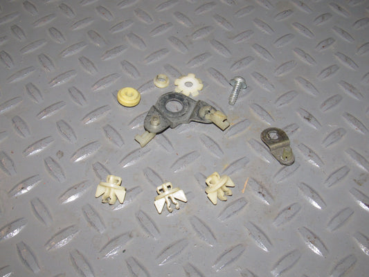 81 82 83 Datsun 280zx OEM Door Linkage Rod Holder Retainer Clip