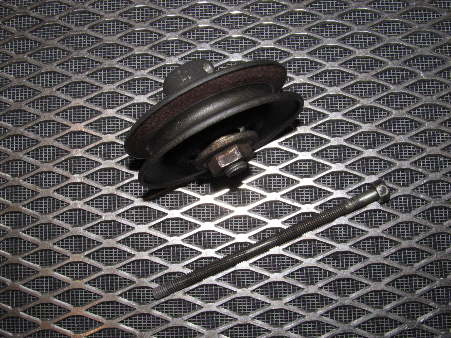 84 85 Mazda RX7 OEM 12A Power Steering Tensioner Idler Pulley