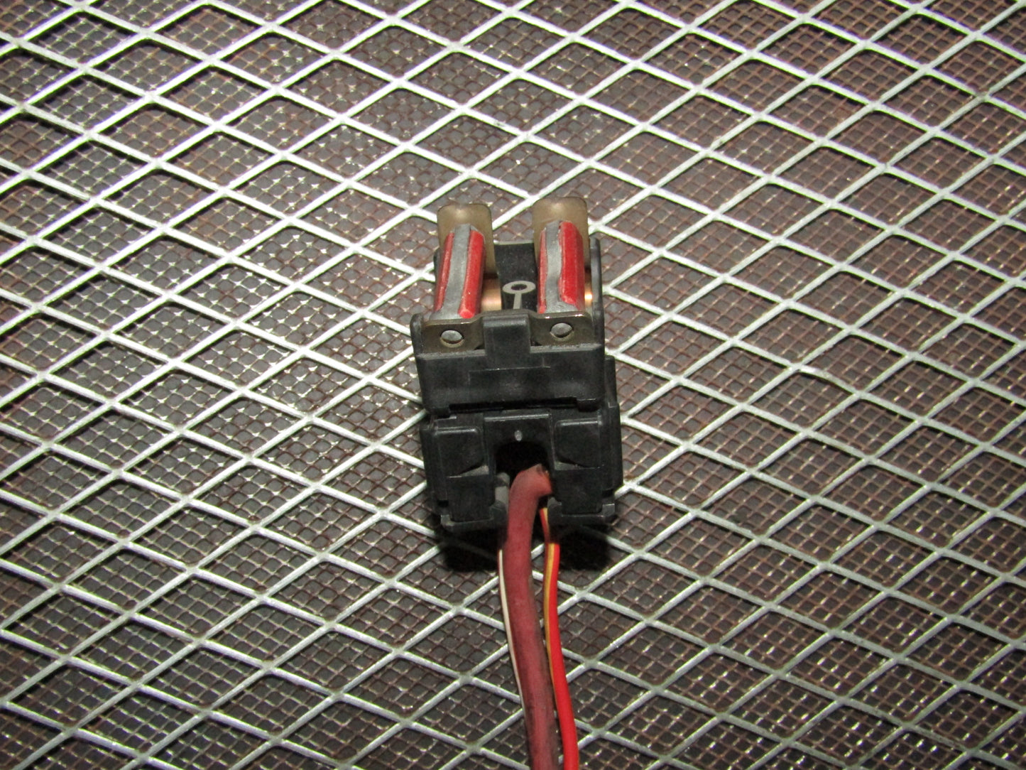 86-93 Mercedes Benz 300E OEM Fuse Linkage Adapter & Box 2015400350