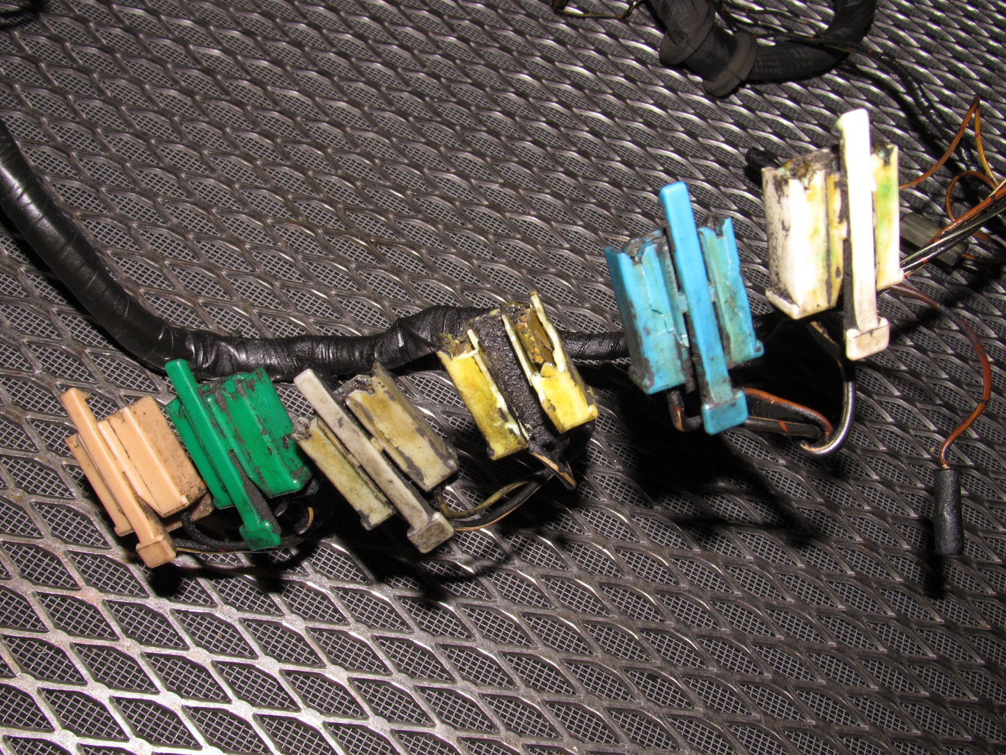 84 85 Mazda RX7 OEM 12A Engine Wiring Harness M/T