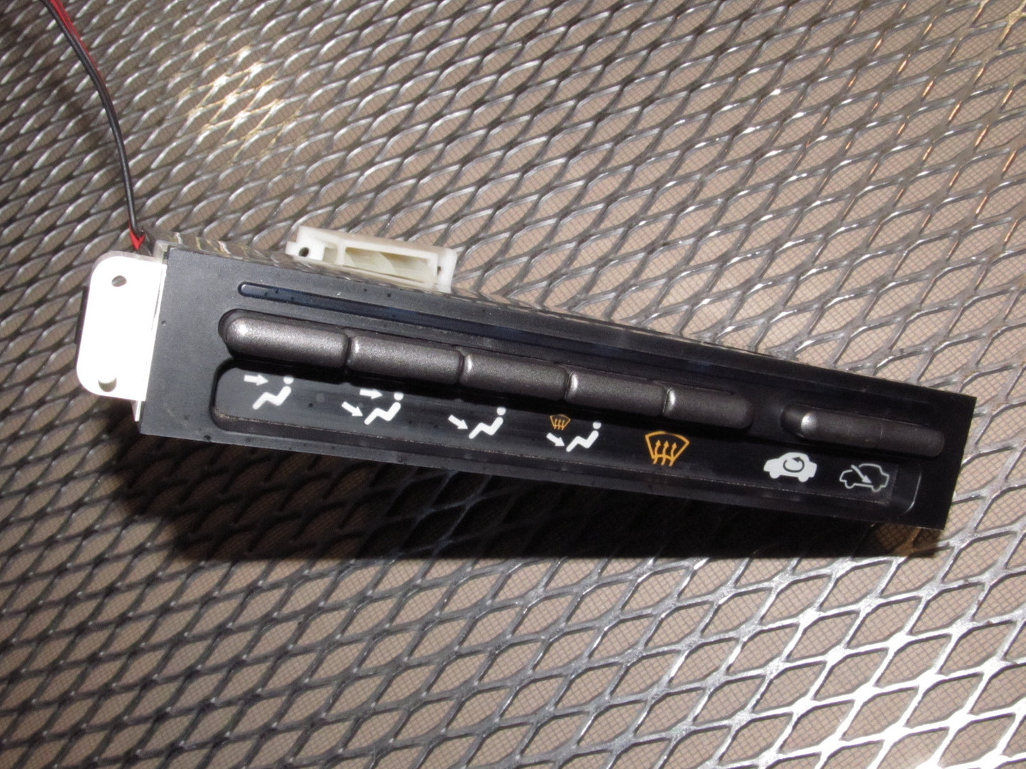 90 91 92 93 Acura Integra OEM Climate Control Unit