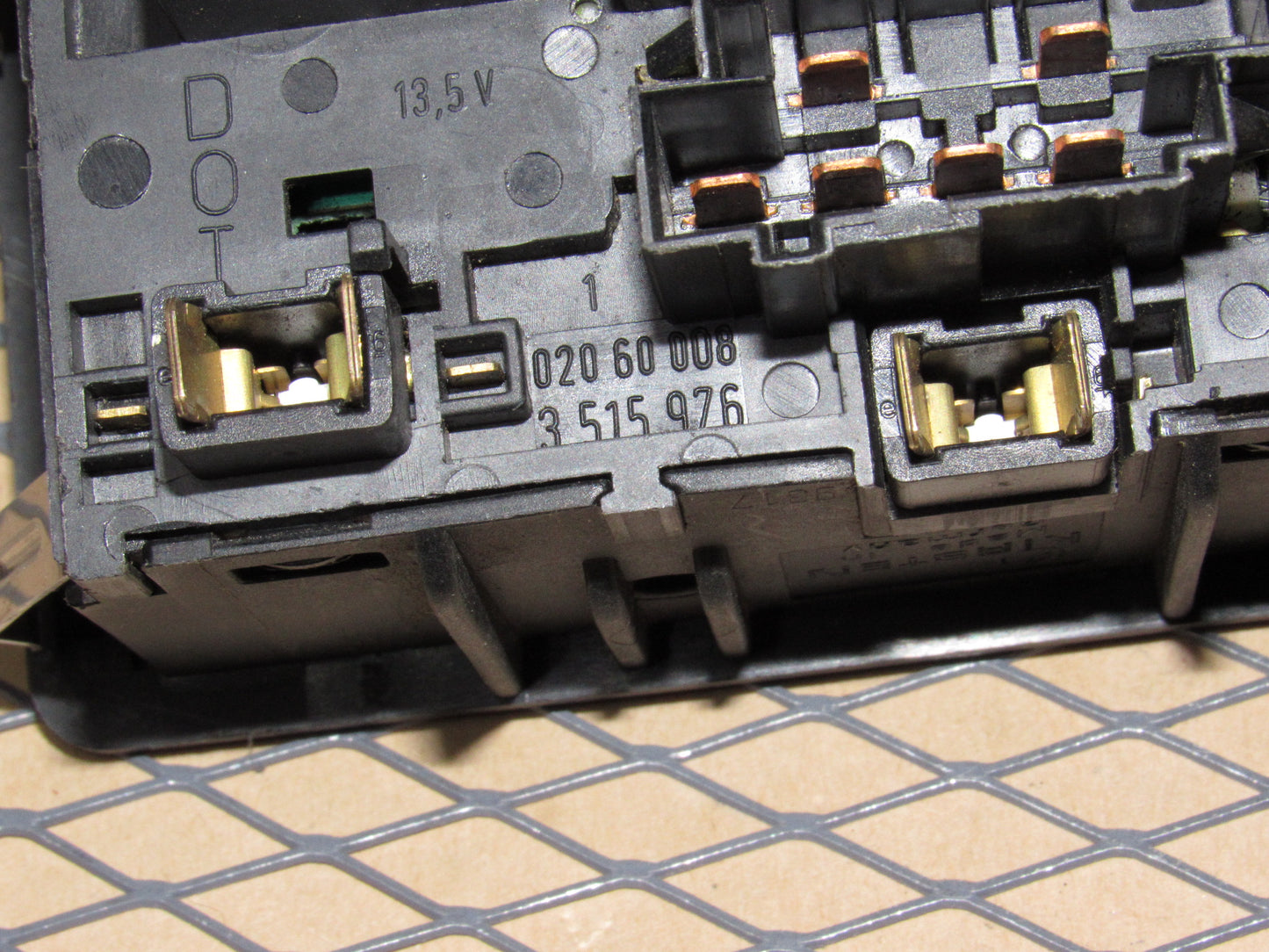 88 89 90 Volvo 760 OEM Headlight & Dash Light illumination Dimmer Switch