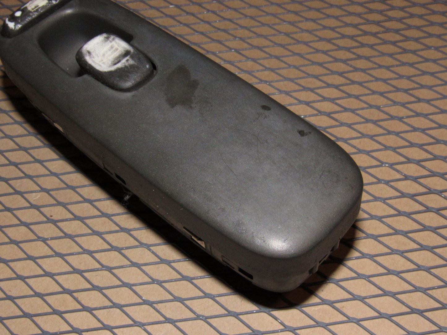 98 99 00 Volvo S70 OEM Front Window Switch - Right