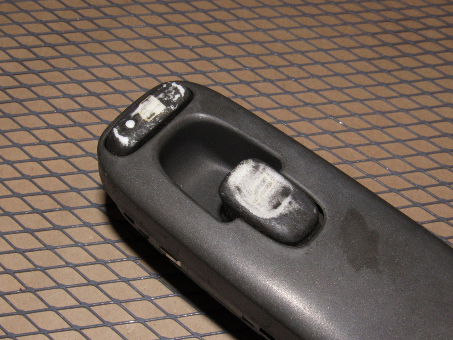 98 99 00 Volvo S70 OEM Front Window Switch - Right