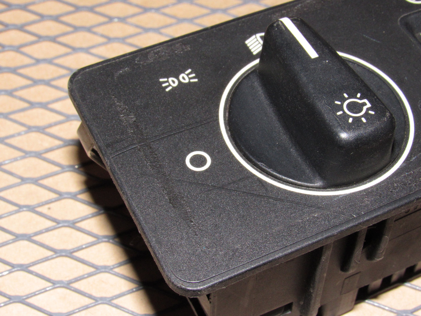 88 89 90 Volvo 760 OEM Headlight & Dash Light illumination Dimmer Switch