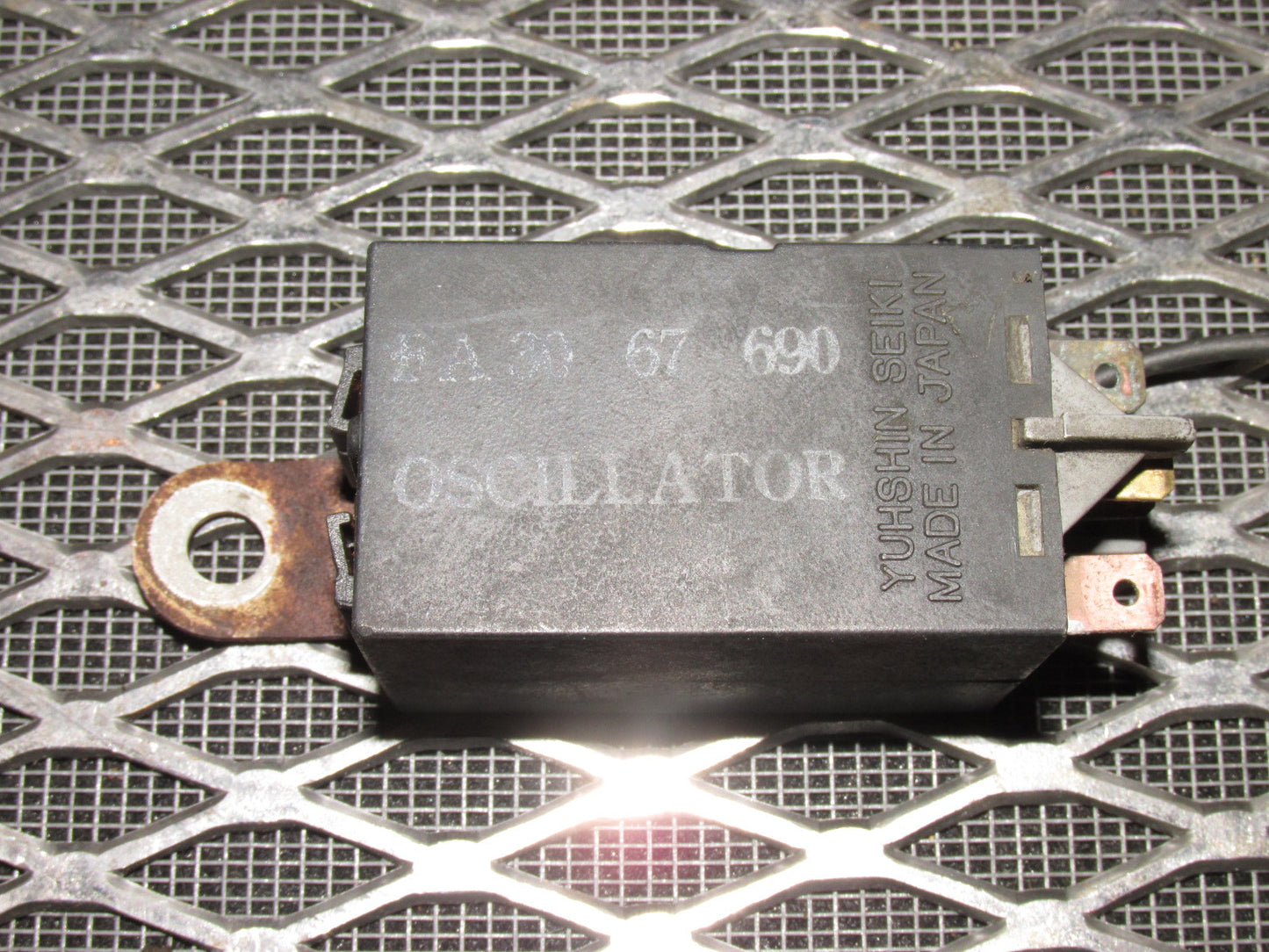 84 85 Mazda RX7 OEM Oscillator Relay