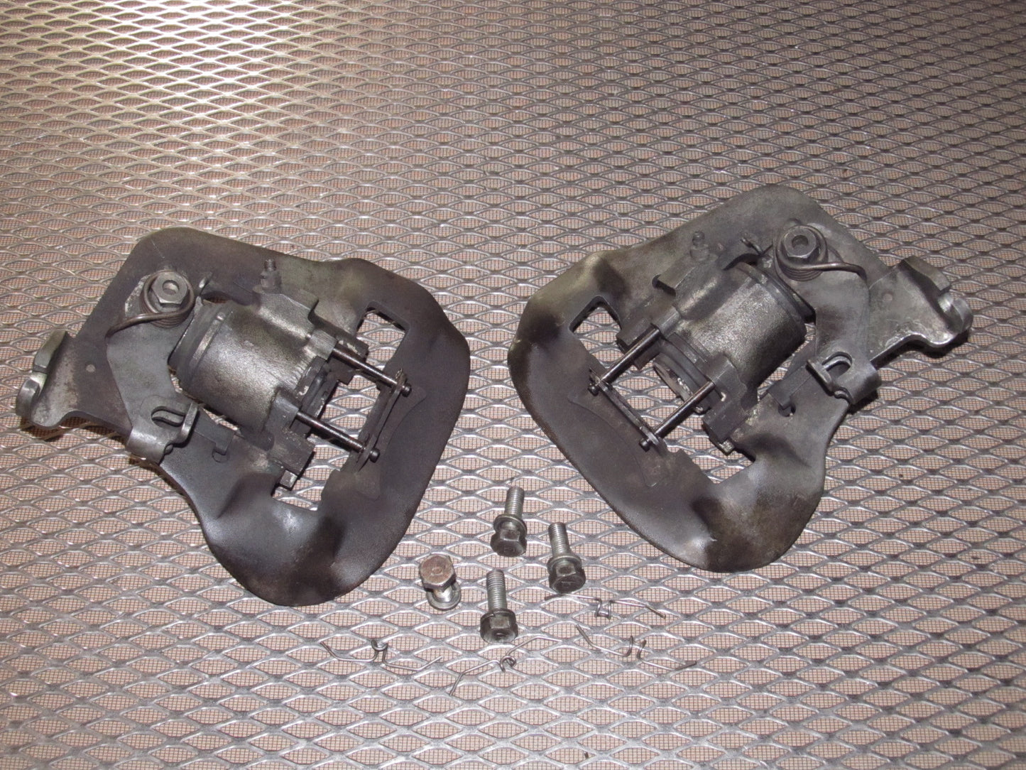 79 80 Datsun 280zx OEM Rear Brake Caliper – Autopartone