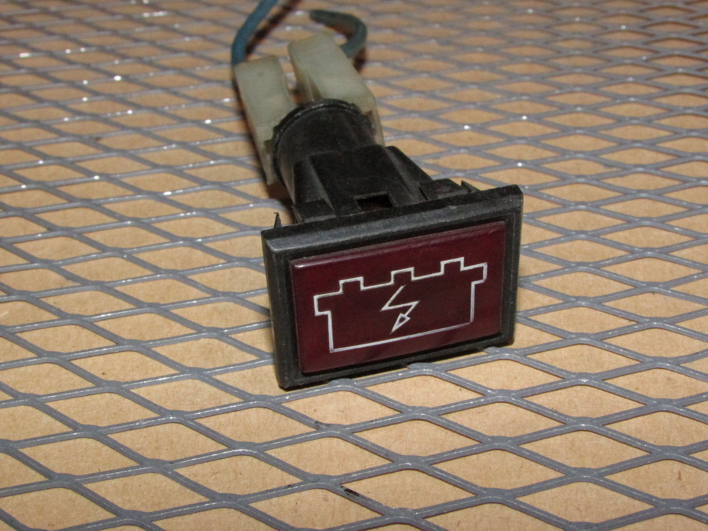 77-95 Mercedes Benz T1 Van OEM Interior Dash Battery Indicator Warning Light Lamp