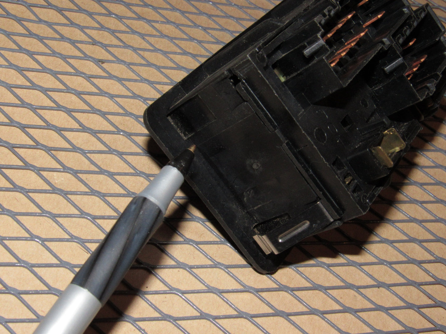 88 89 90 Volvo 760 OEM Headlight & Dash Light illumination Dimmer Switch