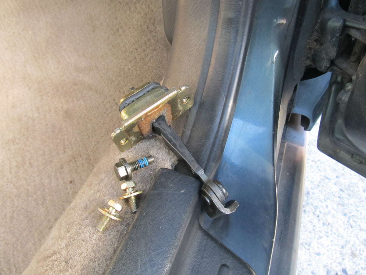 97 98 99 00 01 Honda Prelude OEM Door Check Stopper - Right