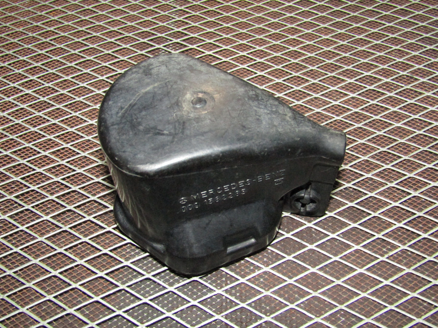 86-93 Mercedes Benz 300E OEM Ignition Coil Cover