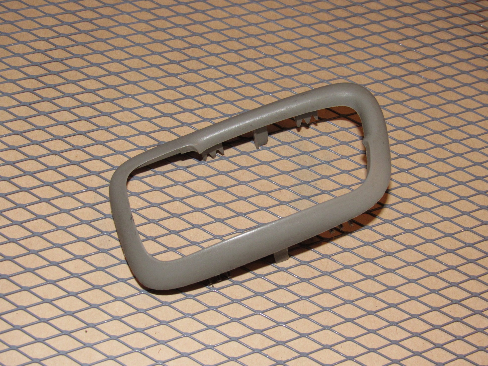 98 99 00 Volvo S70 OEM Front Rear Interior Door Handle Bezel Trim Cover - Left