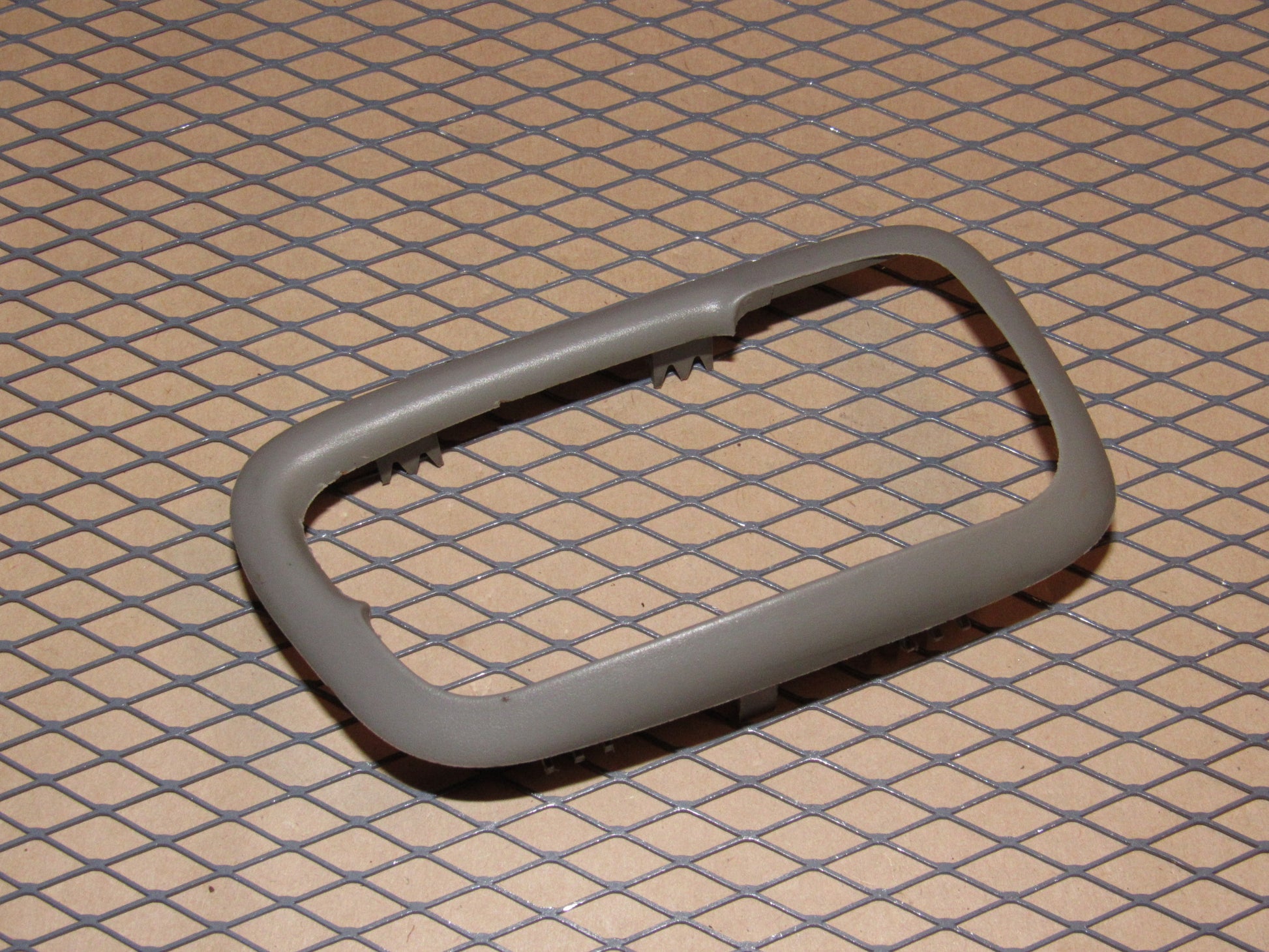 98 99 00 Volvo S70 OEM Front Rear Interior Door Handle Bezel Trim Cover - Right