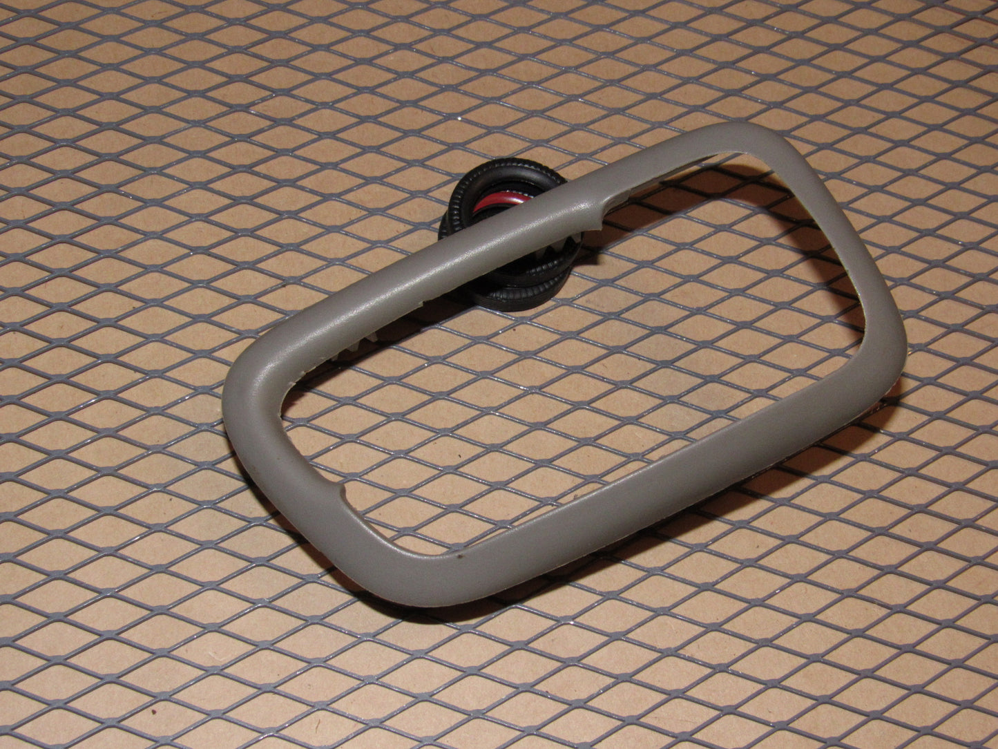 98 99 00 Volvo S70 OEM Front Rear Interior Door Handle Bezel Trim Cover - Right