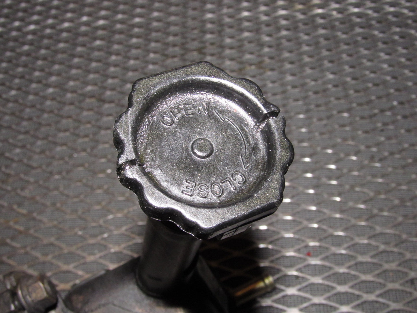 84 85 Mazda RX7 OEM 12A Power Steering Pump