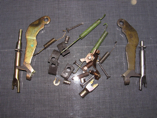 96 97 98 99 00 Honda Civic OEM Drum Brake Hardware - Rear Set