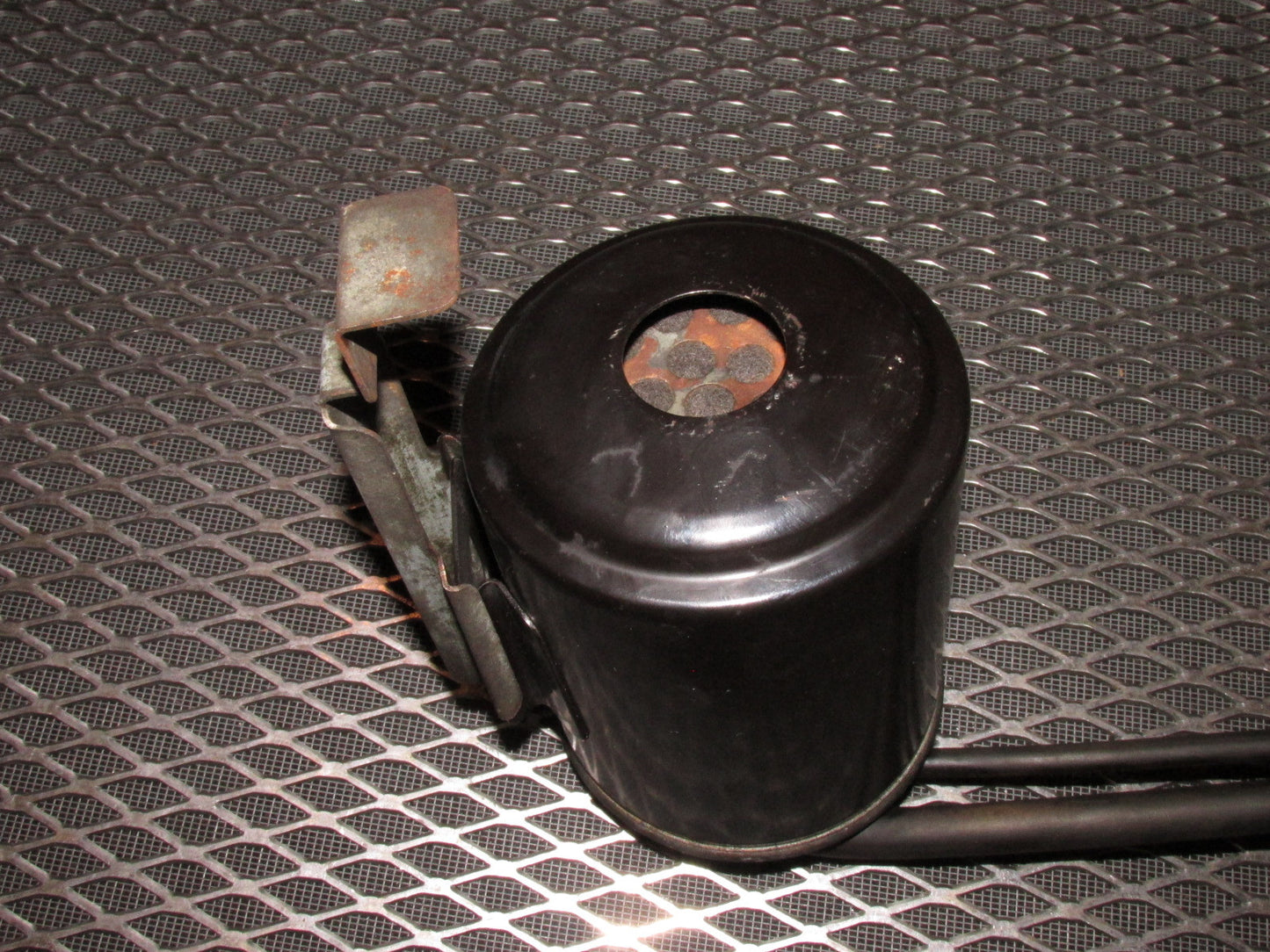 84 85 Mazda RX7 OEM 12A Emission Charcoal Evap Purge Canister